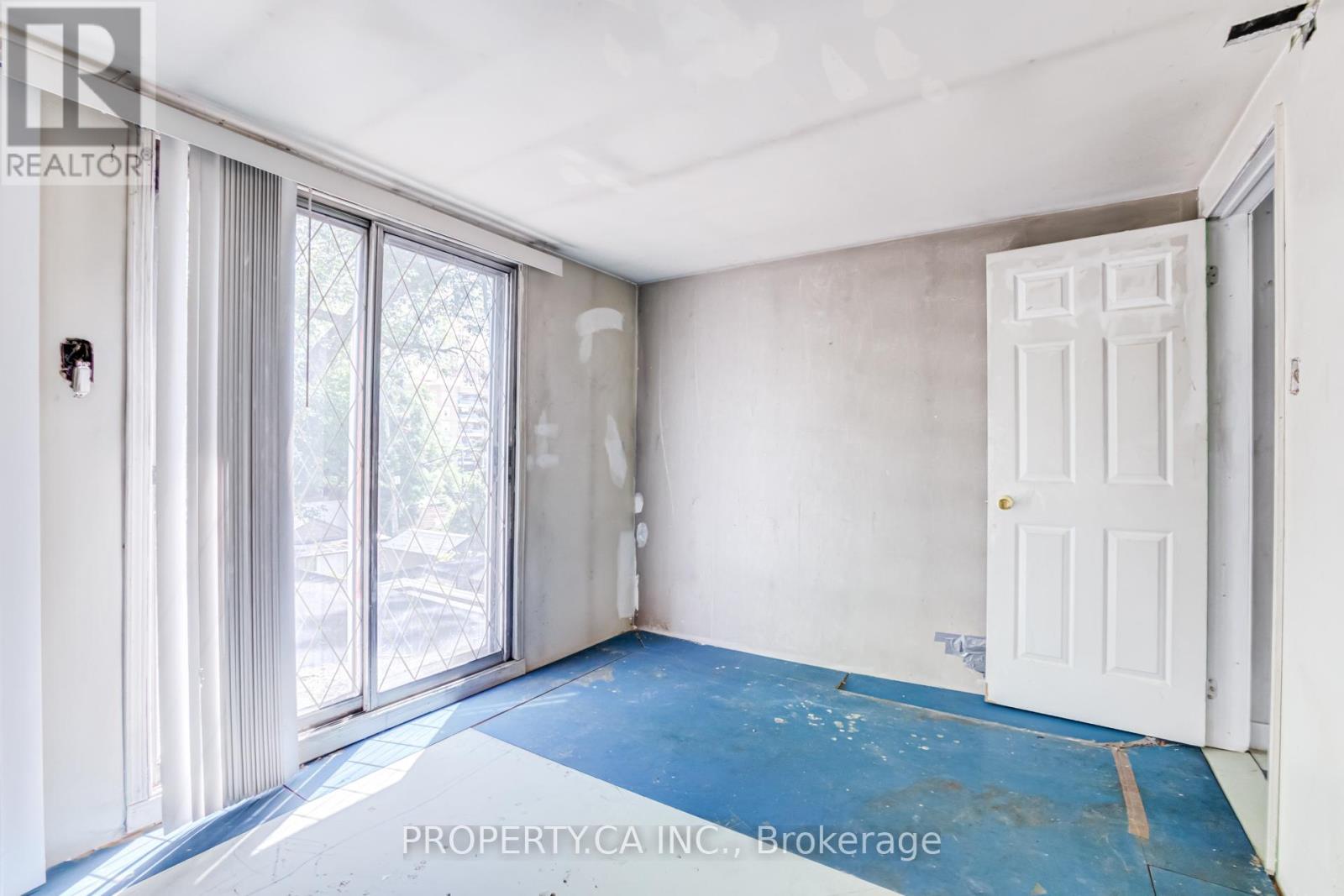 597 Rhodes Avenue, Toronto, Ontario M4J 4X5 - Photo 20 - E13513336
