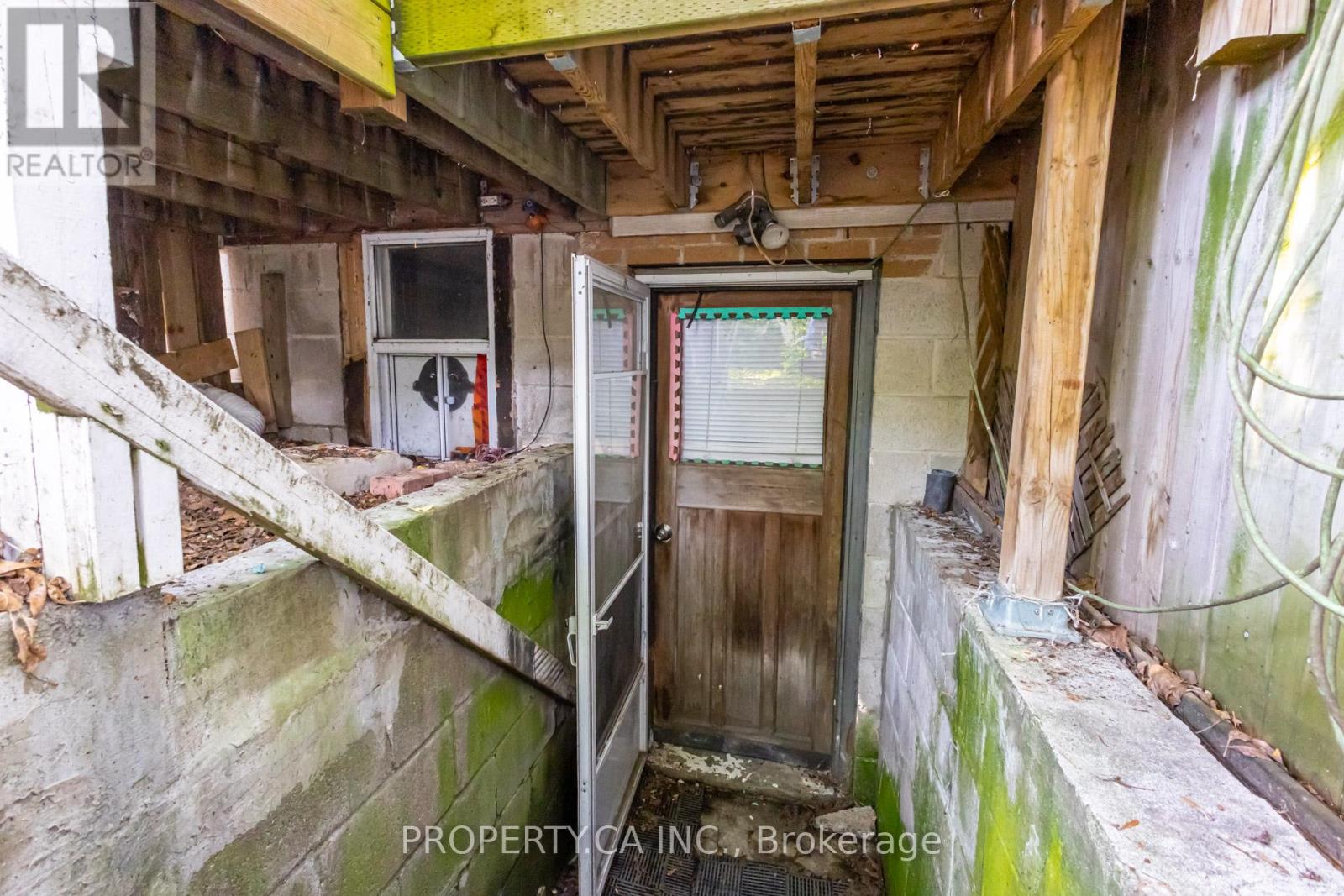 597 Rhodes Avenue, Toronto, Ontario M4J 4X5 - Photo 26 - E13513336