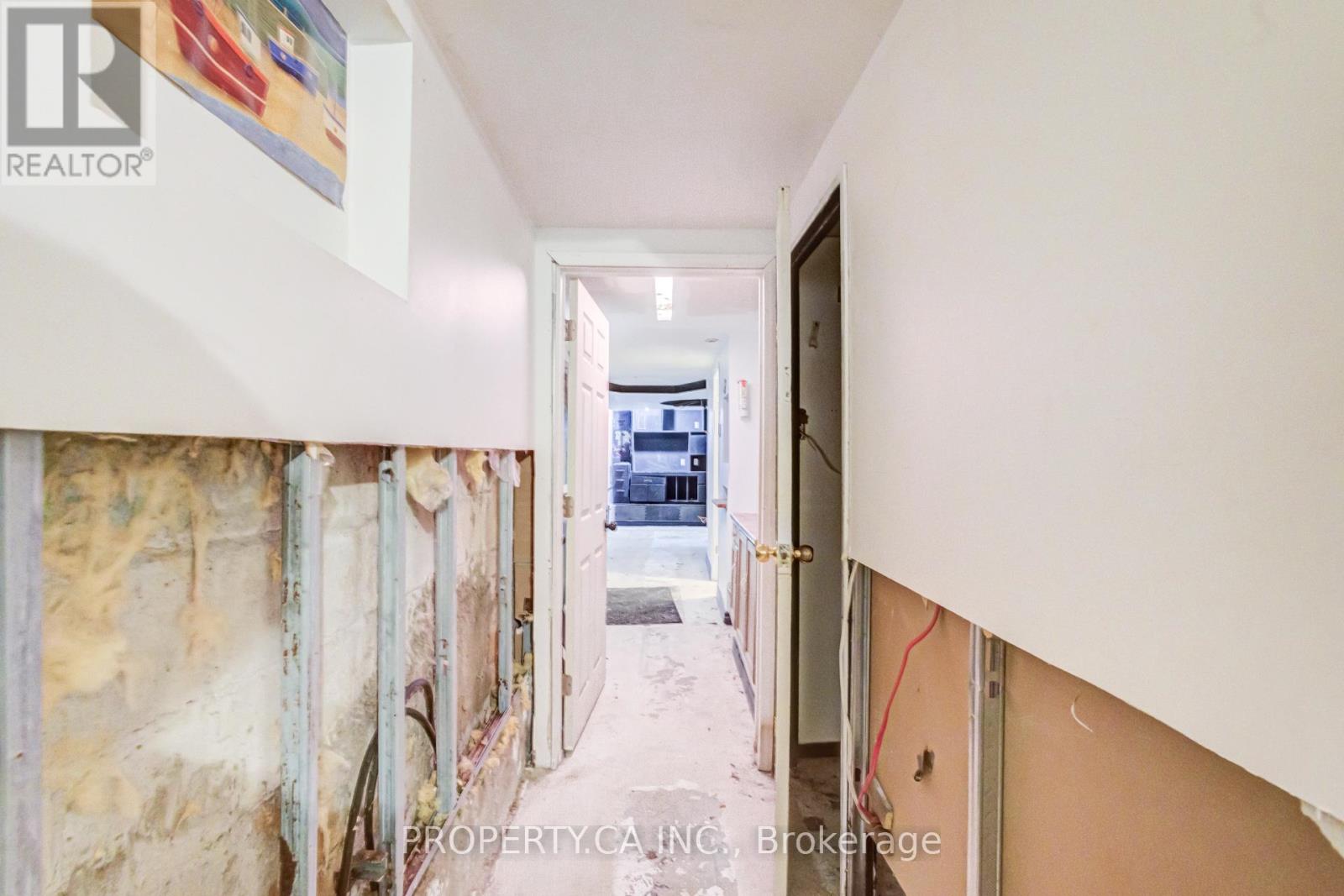597 Rhodes Avenue, Toronto, Ontario M4J 4X5 - Photo 29 - E13513336