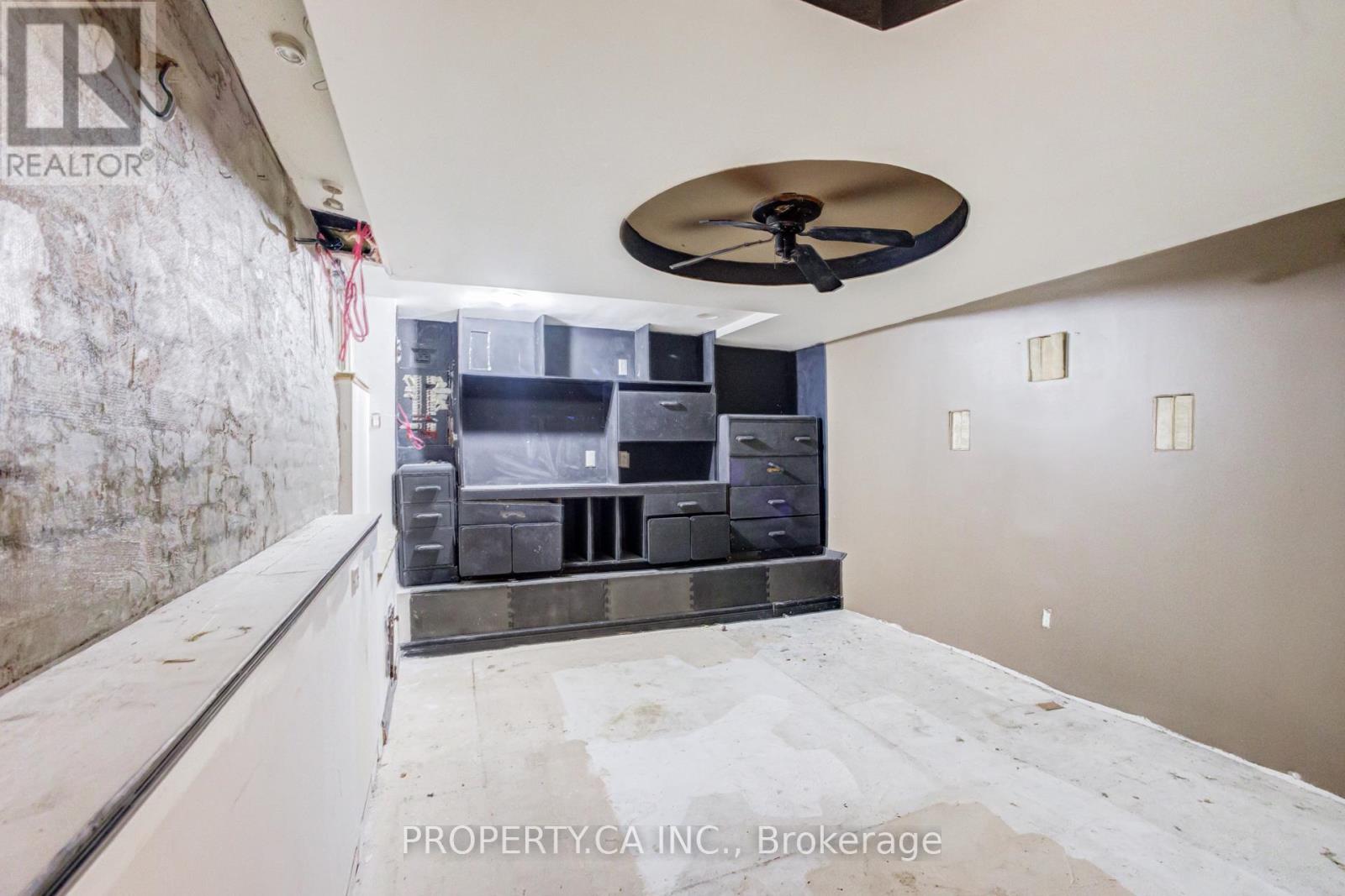 597 Rhodes Avenue, Toronto, Ontario M4J 4X5 - Photo 31 - E13513336