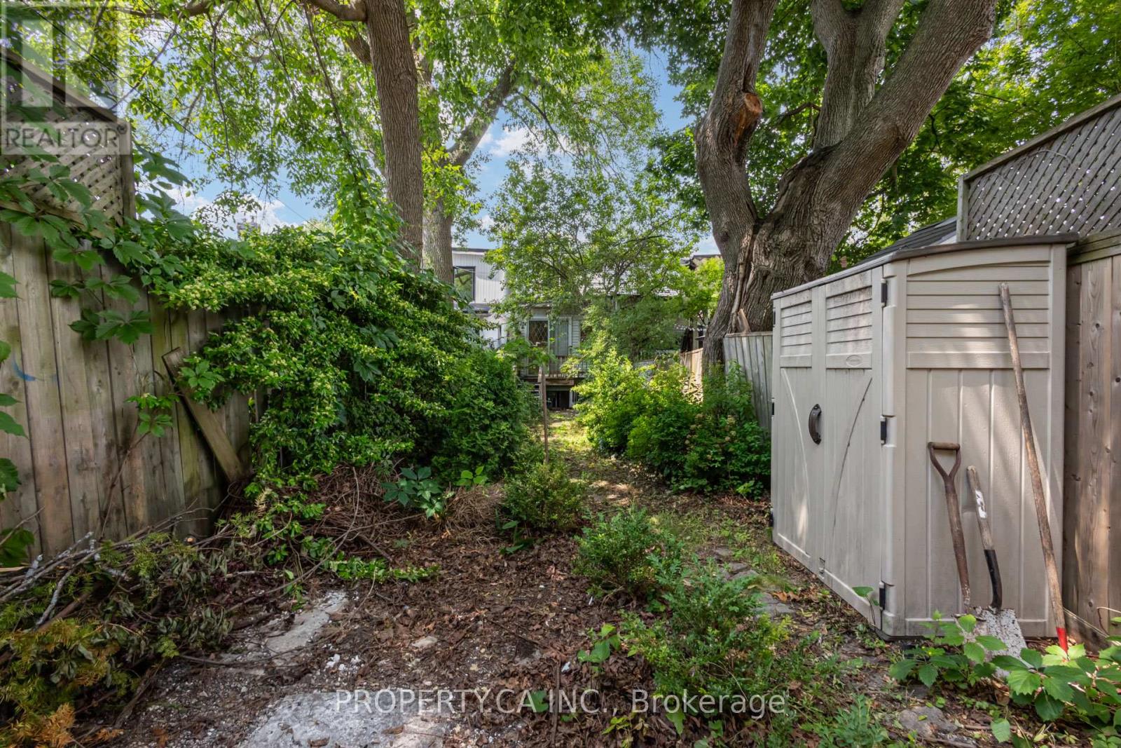 597 Rhodes Avenue, Toronto, Ontario M4J 4X5 - Photo 36 - E13513336