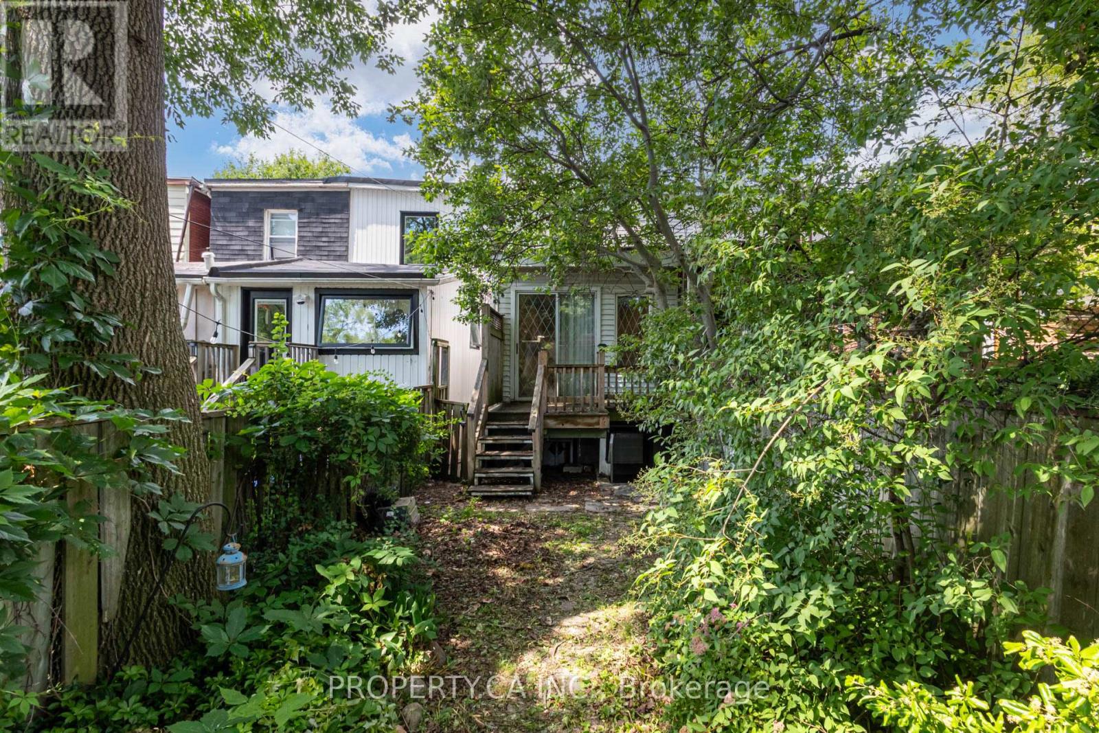 597 Rhodes Avenue, Toronto, Ontario M4J 4X5 - Photo 37 - E13513336