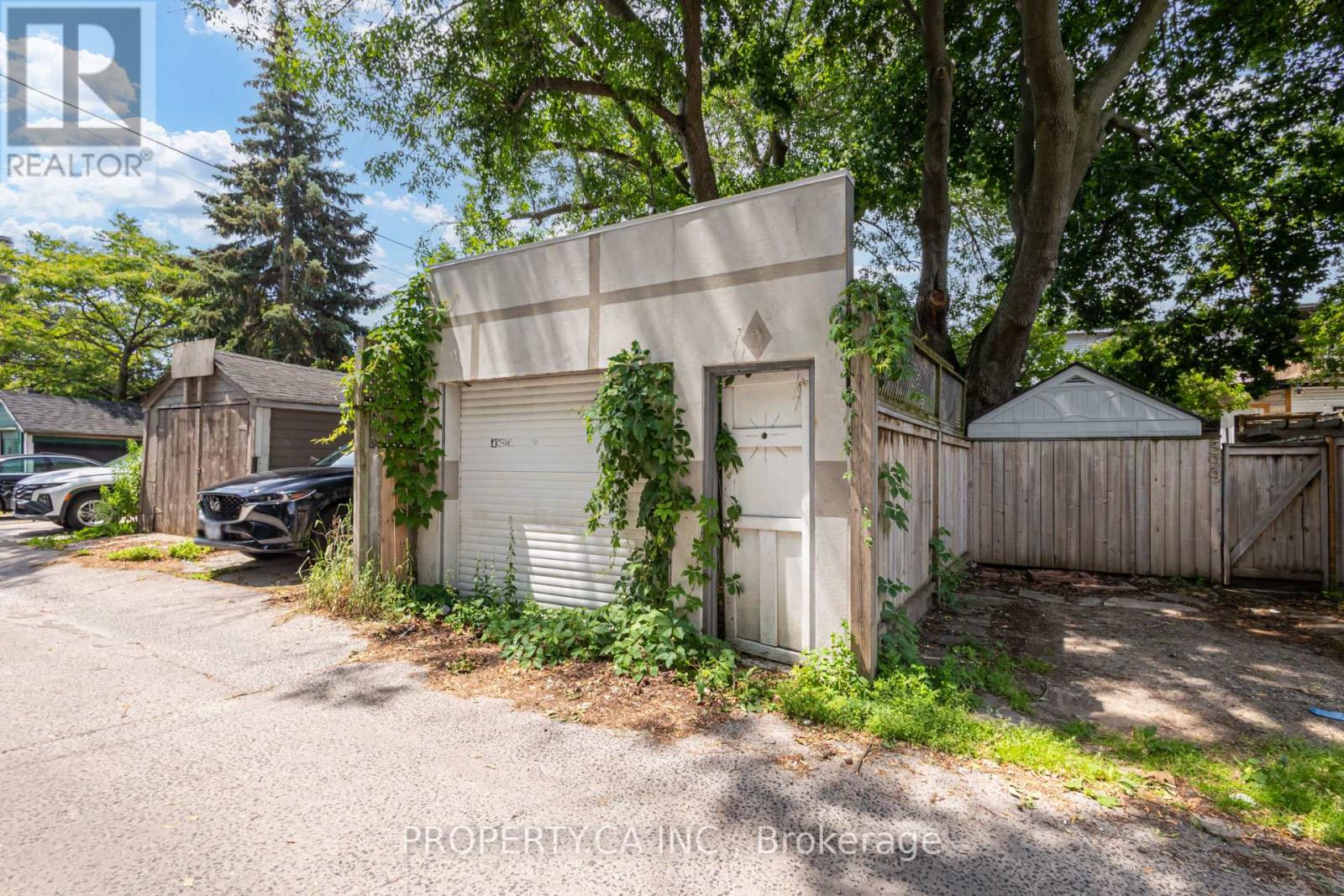 597 Rhodes Avenue, Toronto, Ontario M4J 4X5 - Photo 41 - E13513336