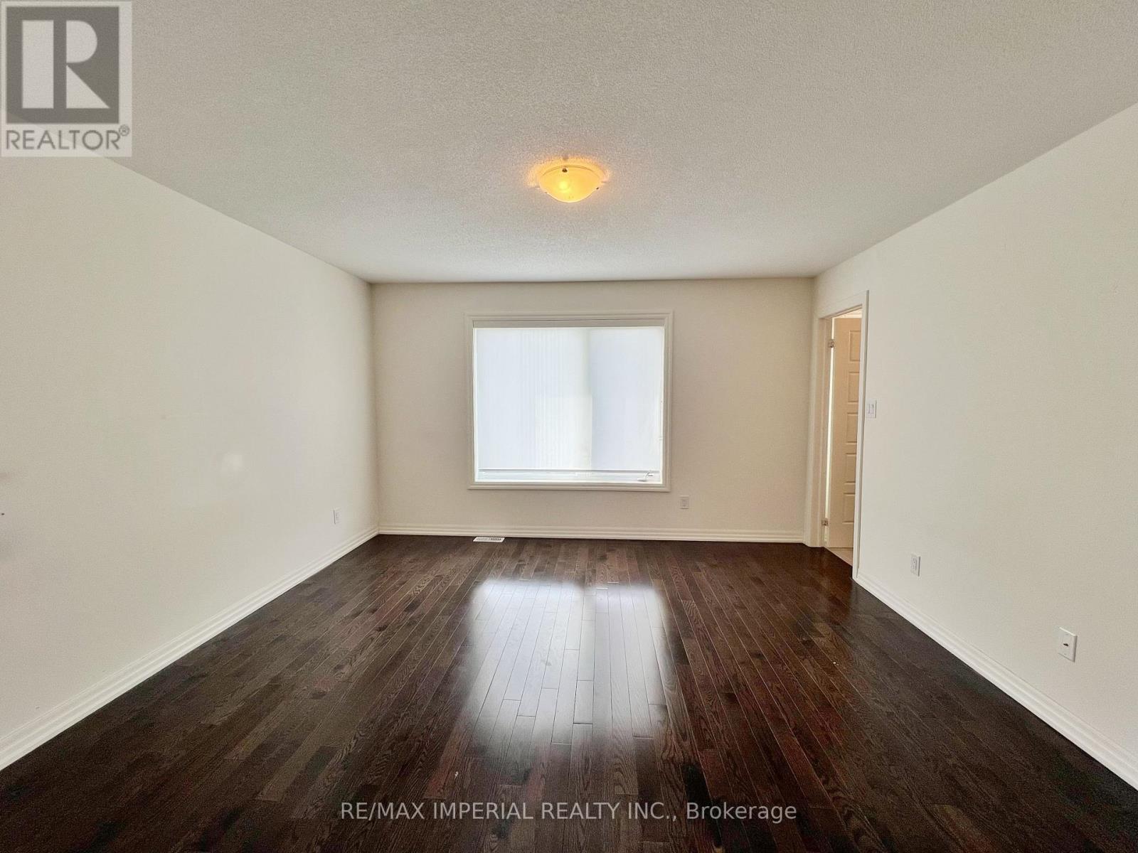 40 Vantage Loop Street, Newmarket, Ontario  L3X 0K6 - Photo 7 - N13513050