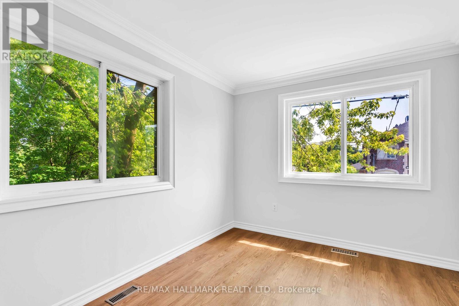 Main - 343 Elmwood Avenue, Richmond Hill, Ontario  L4C 1L7 - Photo 25 - N13513102