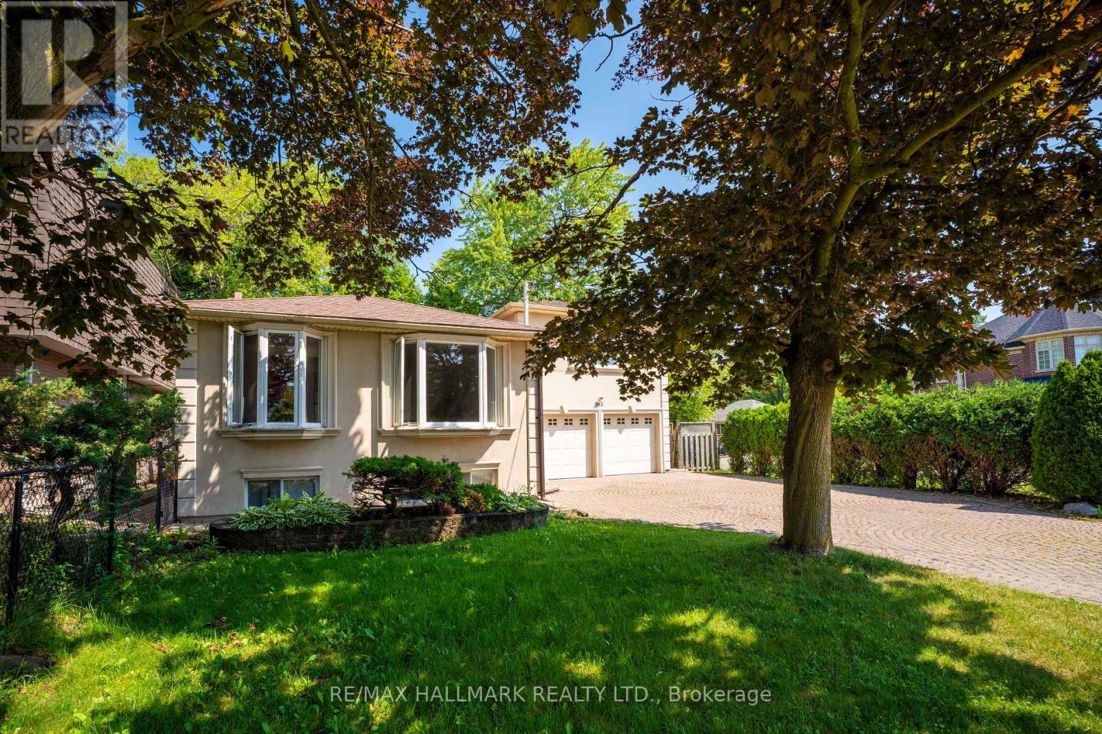 Main - 343 Elmwood Avenue, Richmond Hill, Ontario  L4C 1L7 - Photo 3 - N13513102