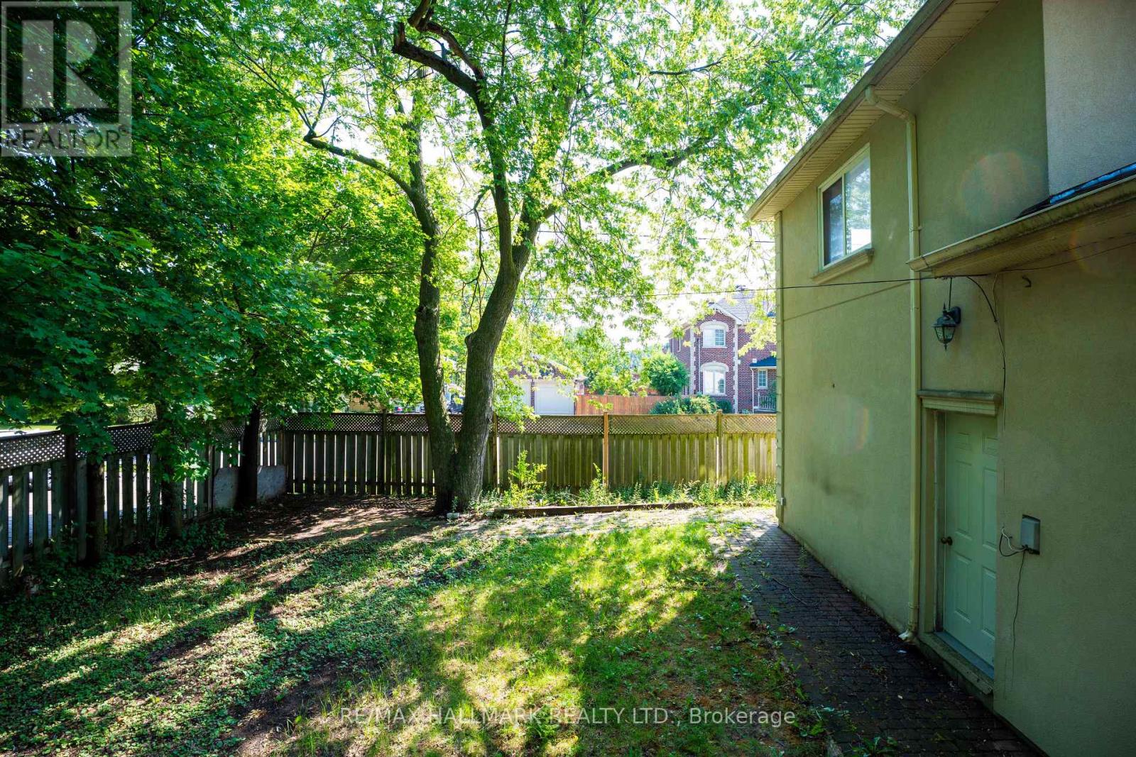 Main - 343 Elmwood Avenue, Richmond Hill, Ontario  L4C 1L7 - Photo 35 - N13513102