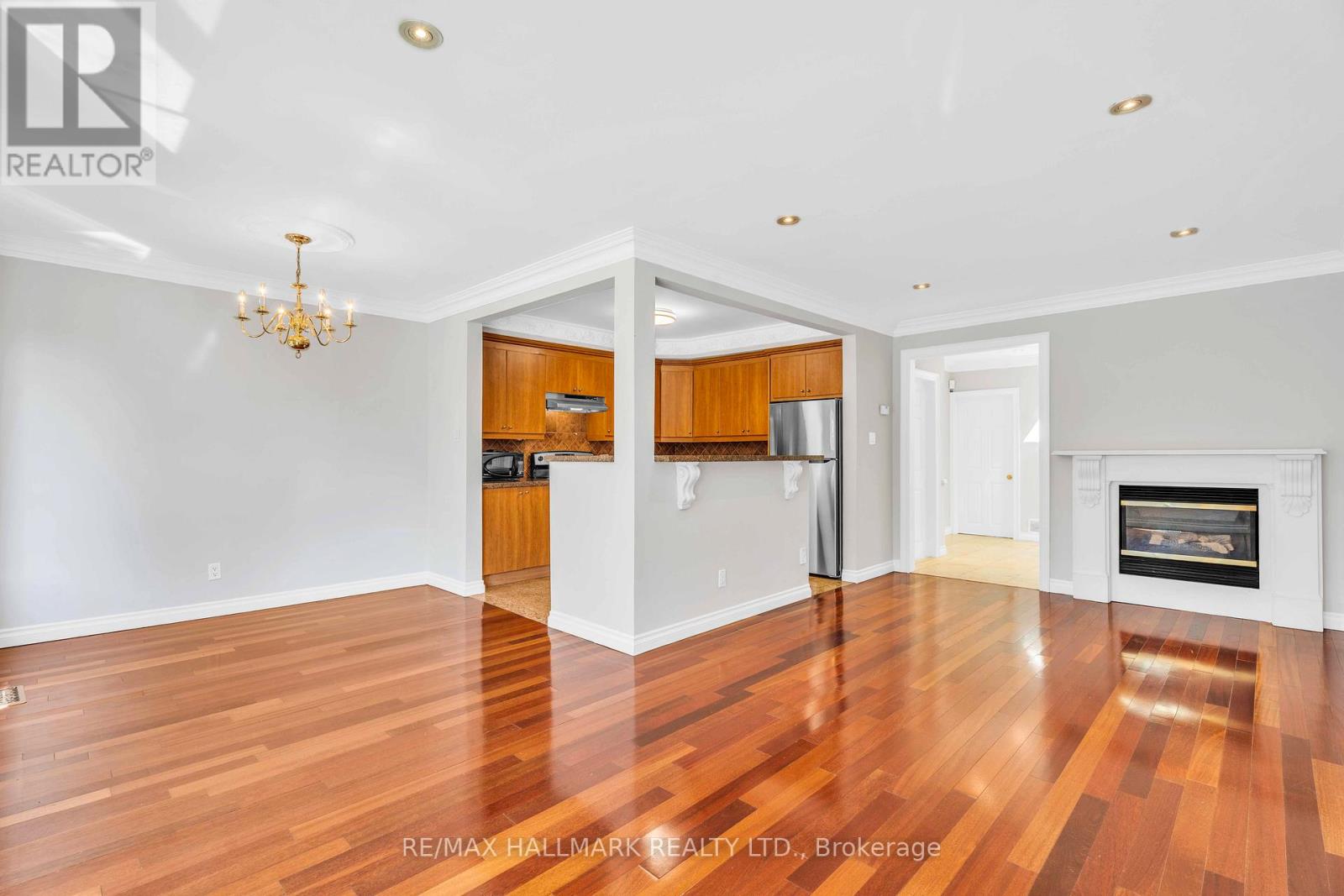 Main - 343 Elmwood Avenue, Richmond Hill, Ontario  L4C 1L7 - Photo 9 - N13513102