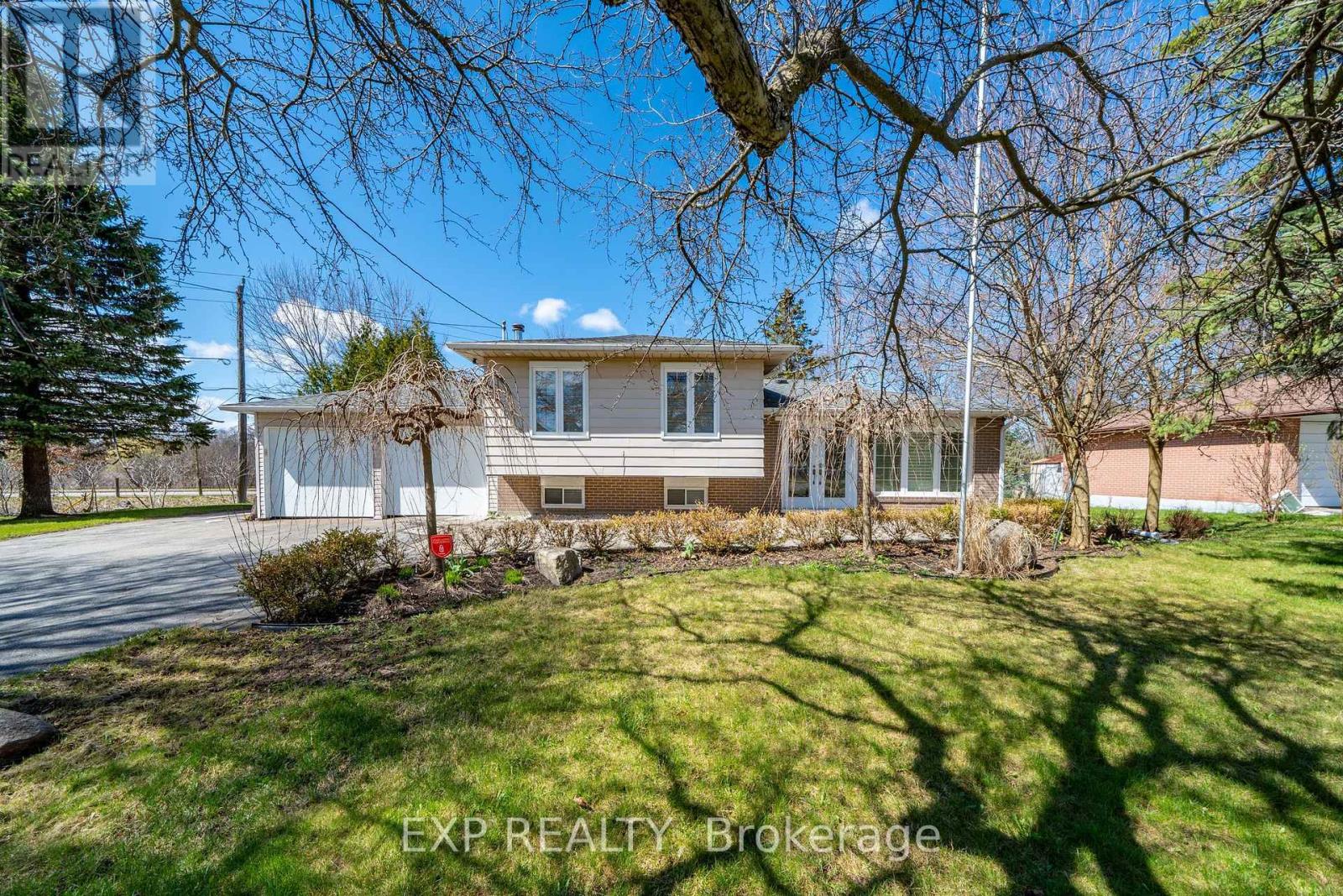 28 Lakeland Crescent, Richmond Hill, Ontario  L4E 2Z8 - Photo 4 - N13513160