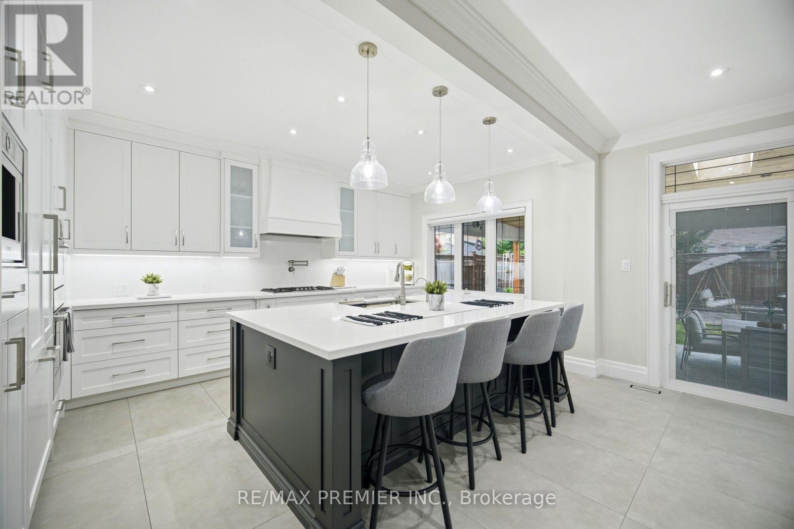 25 Andrew Hill Drive, Vaughan, Ontario  L4H 0H3 - Photo 8 - N13513434