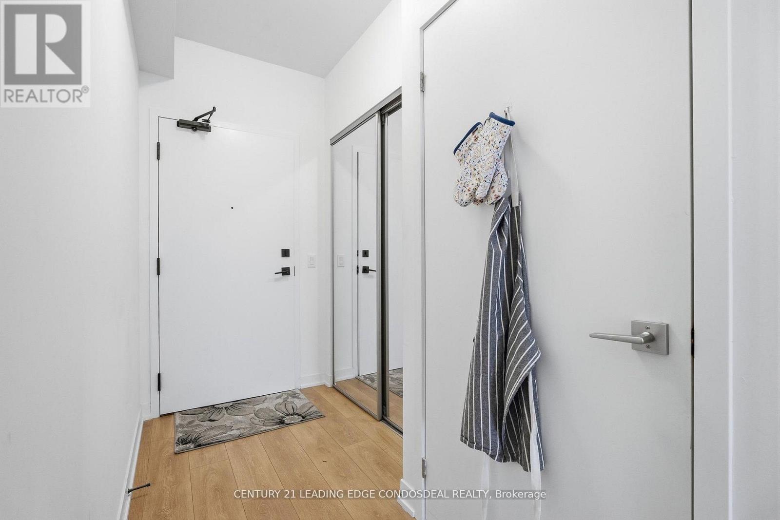 1803 - 474 Caldari Road, Vaughan, Ontario  L4K 0R5 - Photo 6 - N13513450