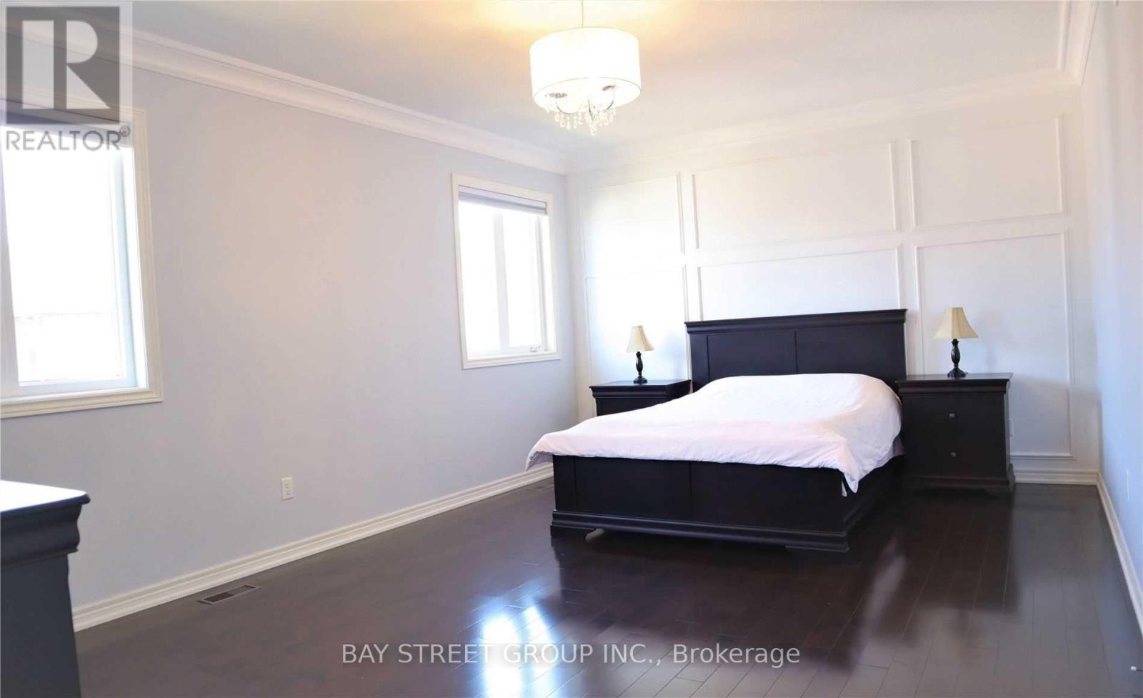 9 Eber Street, Richmond Hill, Ontario  L4E 4X2 - Photo 4 - N13513464