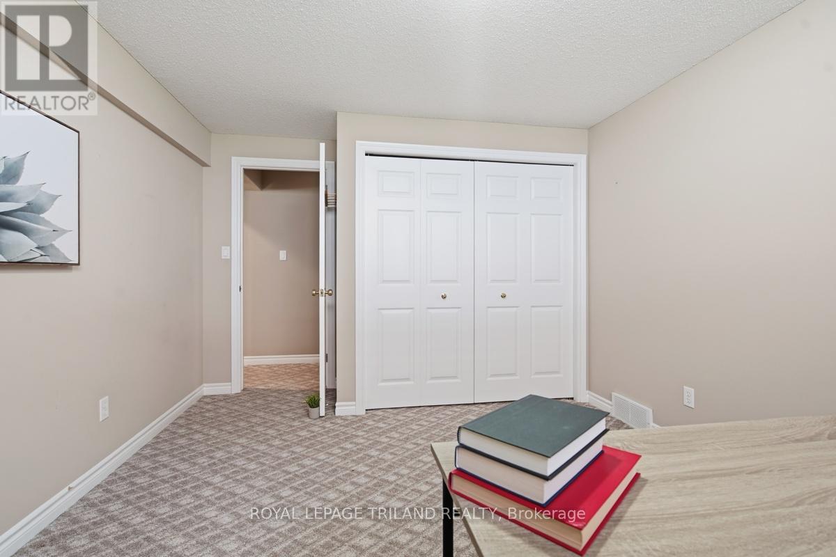 6 - 10 Cadeau Terrace, London South, Ontario  N6K 4W6 - Photo 36 - X13513546