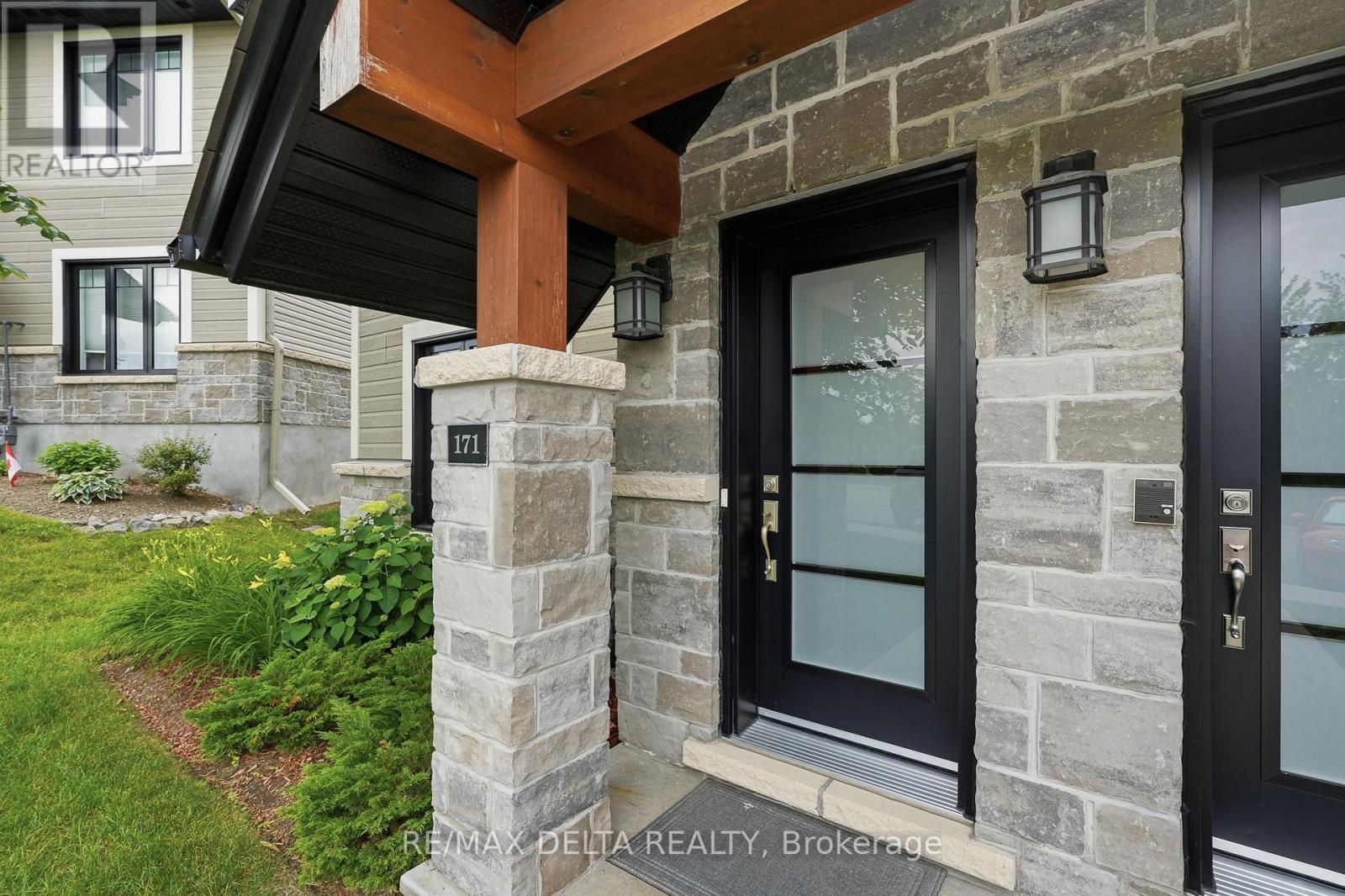 171 - 304 Masters Lane, Clarence-Rockland, Ontario  K4K 0L3 - Photo 2 - X13513534