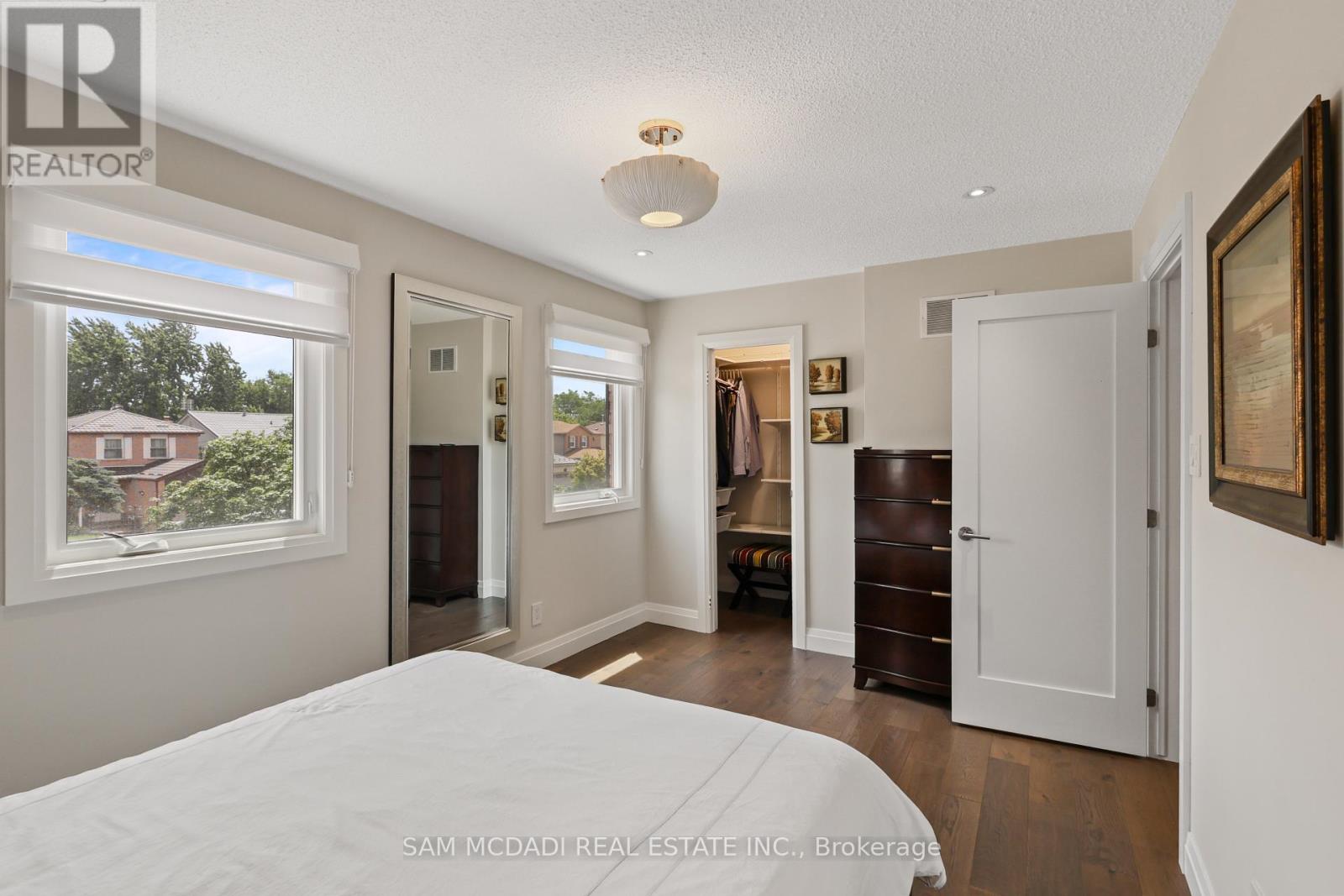 1541 Cuthbert Avenue, Mississauga, Ontario  L5M 3R6 - Photo 20 - W13513022