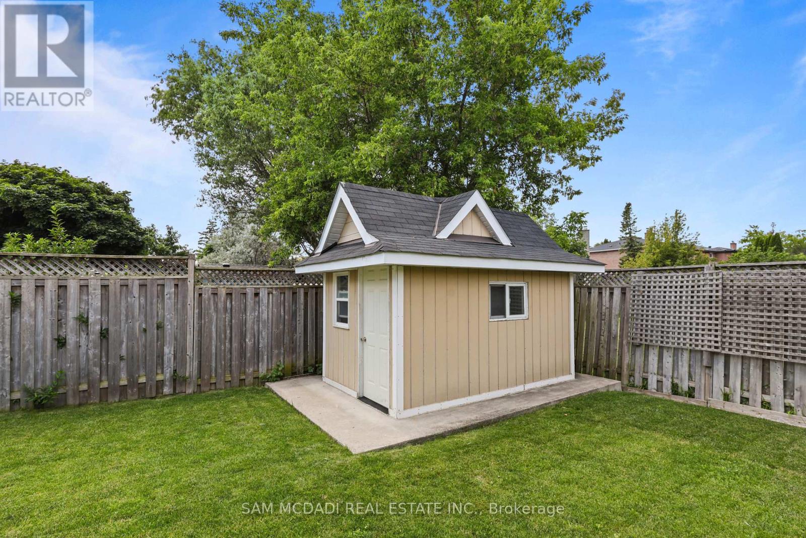 1541 Cuthbert Avenue, Mississauga, Ontario  L5M 3R6 - Photo 40 - W13513022