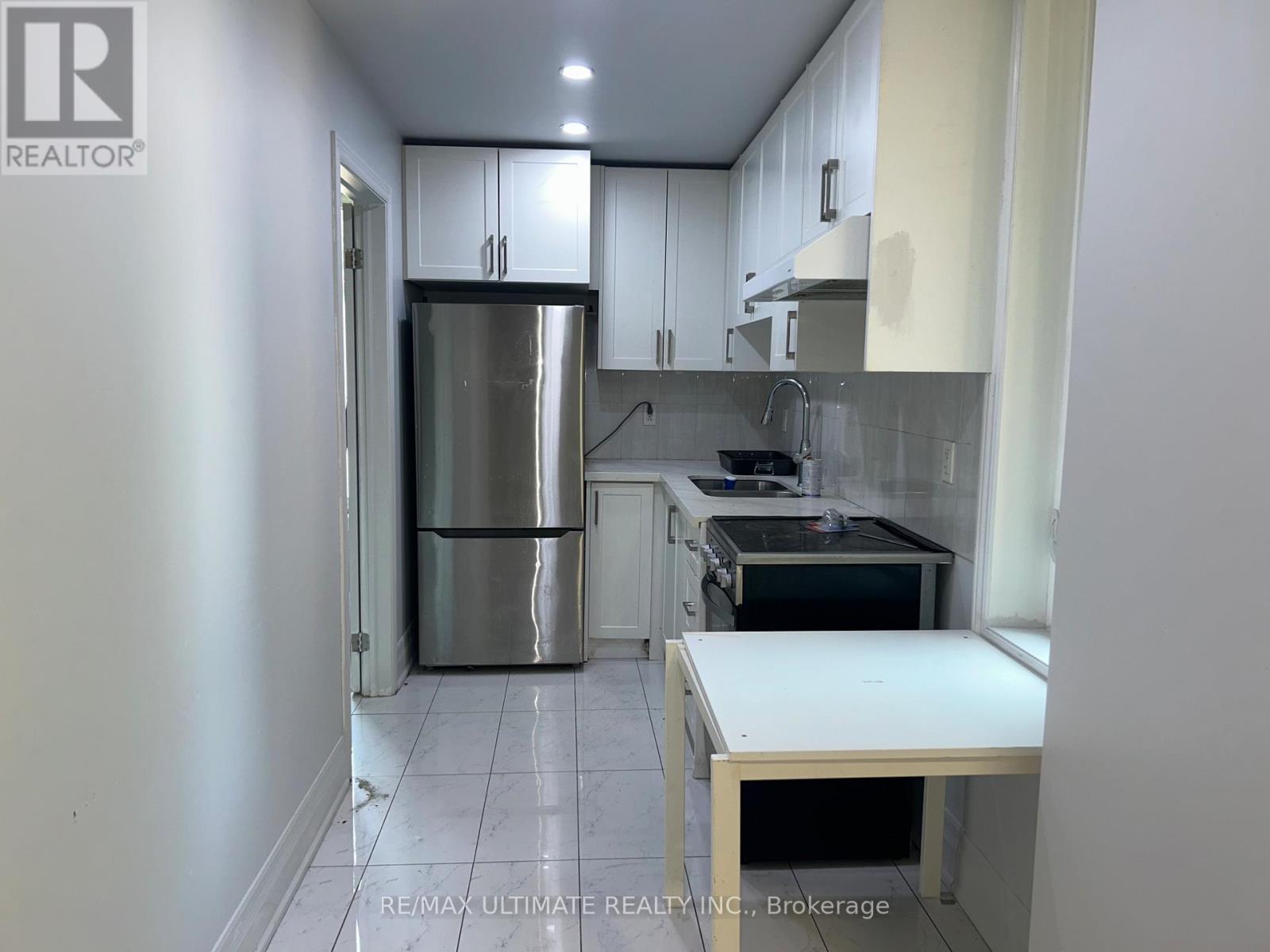 2nd Floor - 120 Lansdowne Avenue, Toronto, Ontario  M6K 2V9 - Photo 4 - W13513070