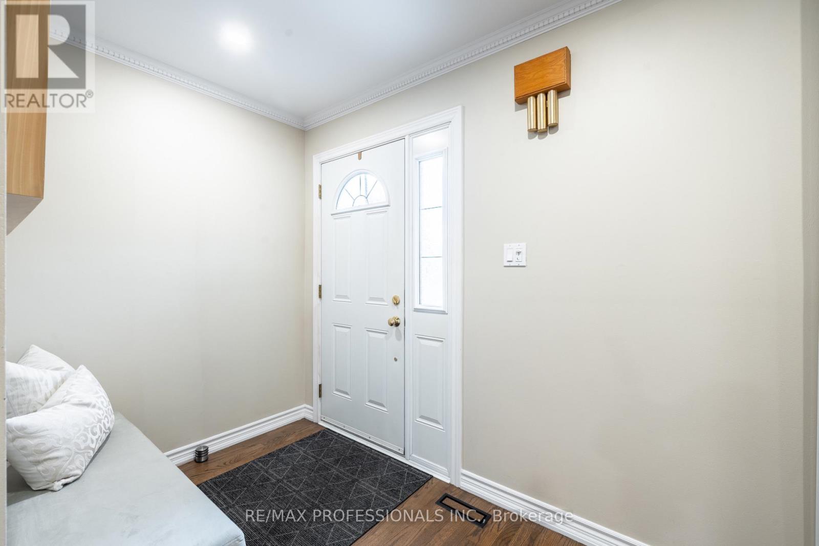 3140 Anderson Crescent, Mississauga, Ontario  L5N 2Y5 - Photo 4 - W13513094