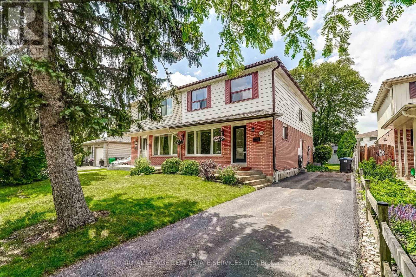 2651 Hollington Crescent, Mississauga, Ontario  L5K 1E8 - Photo 1 - W13513348