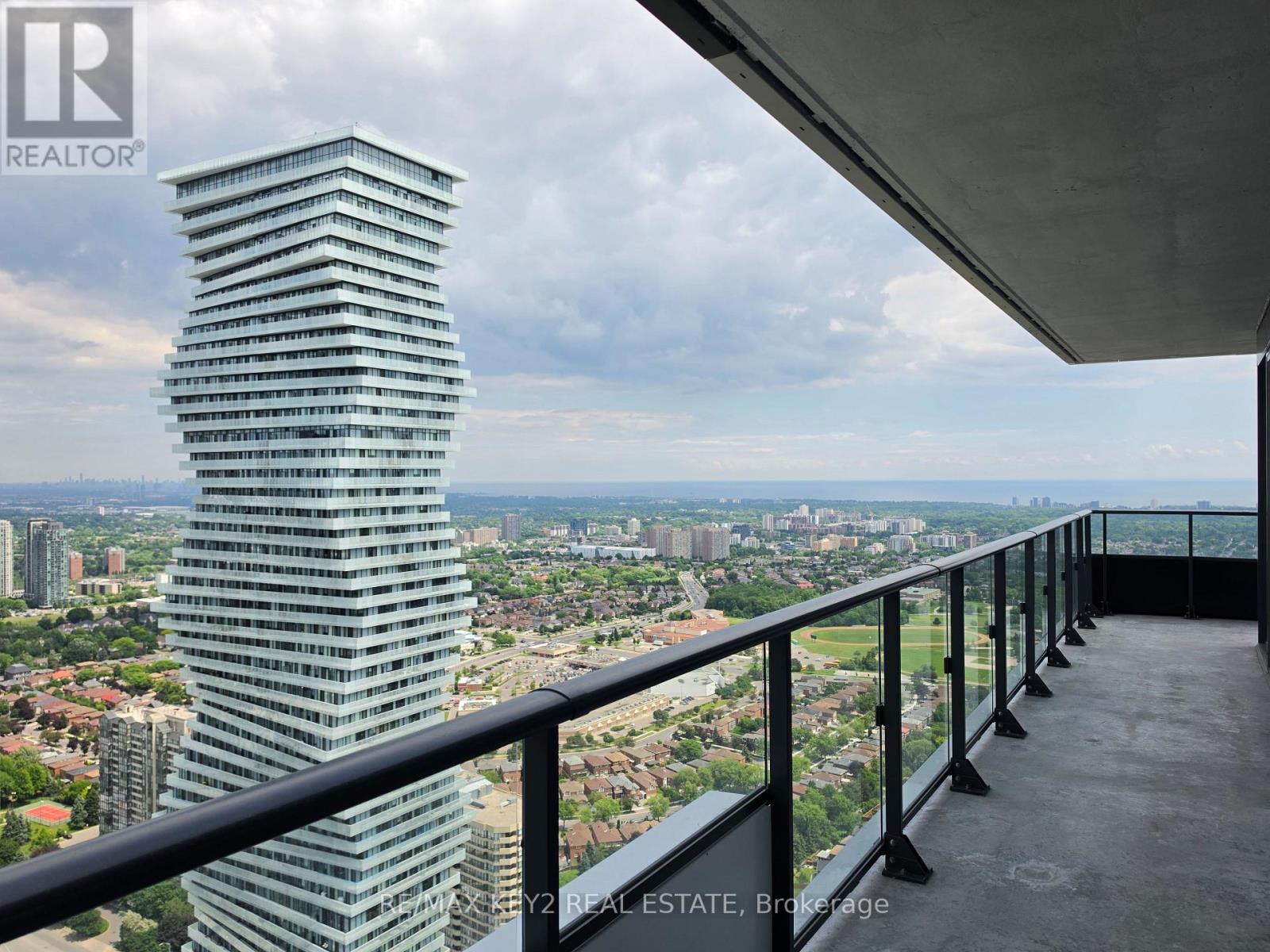 4708 - 448 BURNHAMTHORPE ROAD W, Mississauga, Ontario