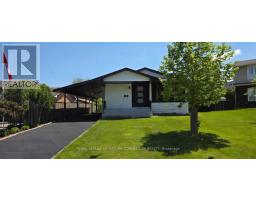 15 COLONIAL COURT, Hamilton, Ontario