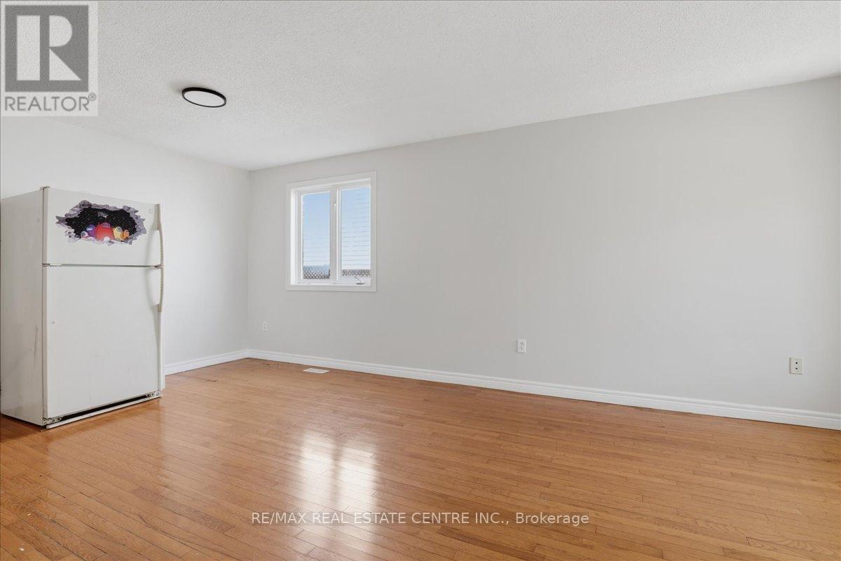 43 Decaro Crescent, Cambridge, Ontario  N3C 4N1 - Photo 29 - X13513130