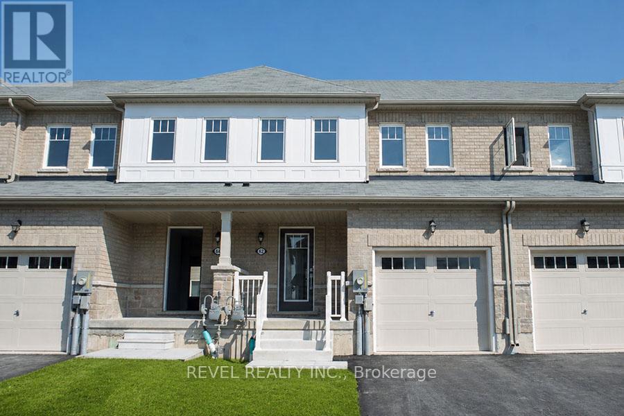 62 MUNRO CIRCLE