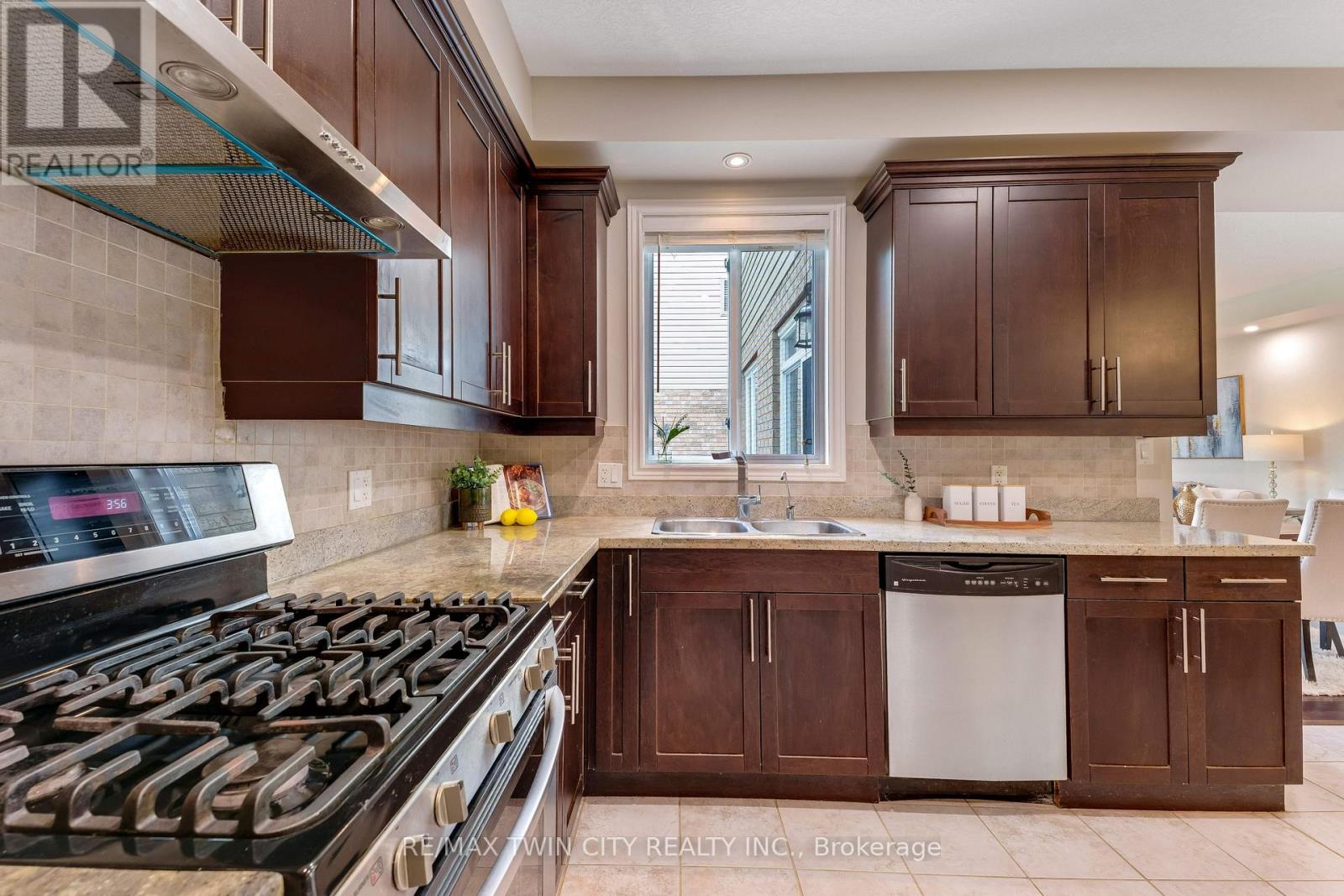 430 Kelso Drive, Waterloo, Ontario  N2V 2S1 - Photo 10 - X13513406