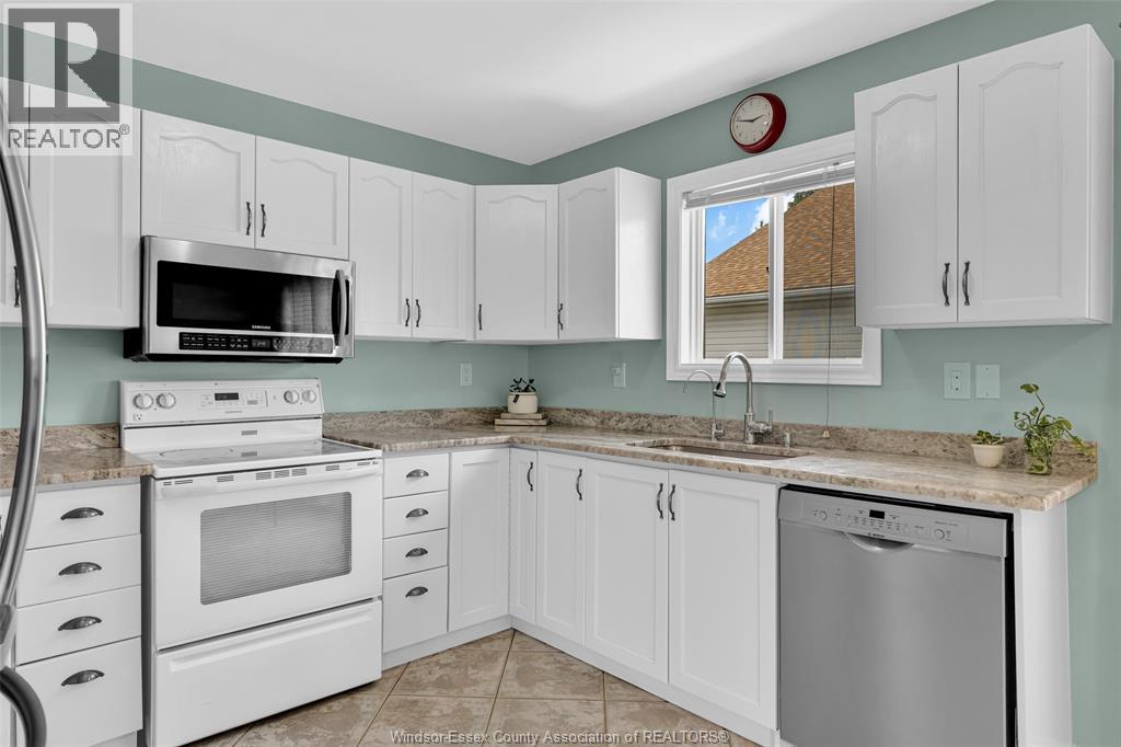714 Cabana Road East, Windsor, Ontario  N9G 1A4 - Photo 12 - 26015809