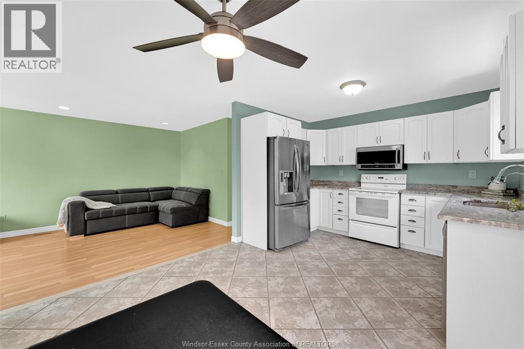 714 Cabana Road East, Windsor, Ontario  N9G 1A4 - Photo 9 - 26015809