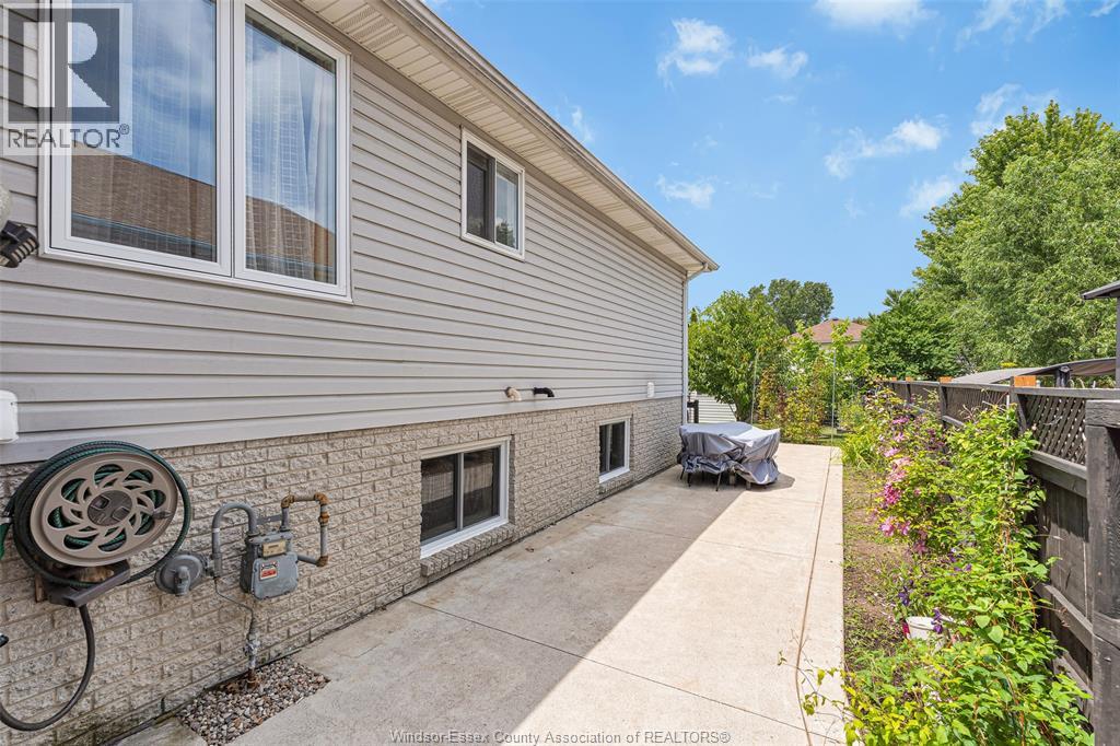 714 Cabana Road East, Windsor, Ontario  N9G 1A4 - Photo 28 - 26015809
