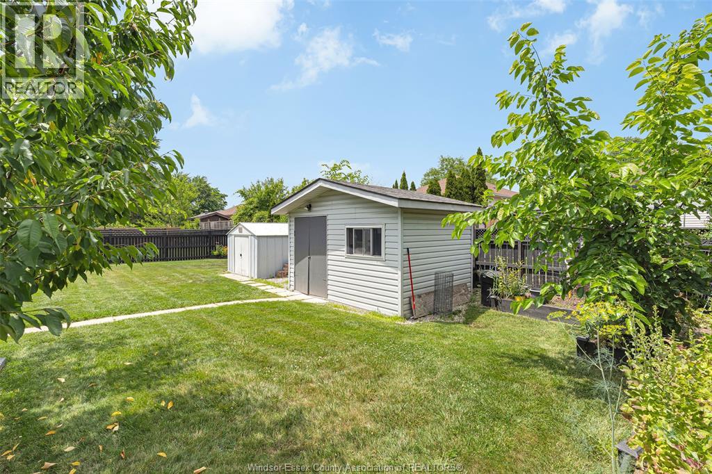 714 Cabana Road East, Windsor, Ontario  N9G 1A4 - Photo 30 - 26015809