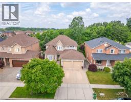 26 SHADETREE Crescent, Stoney Creek, Ontario