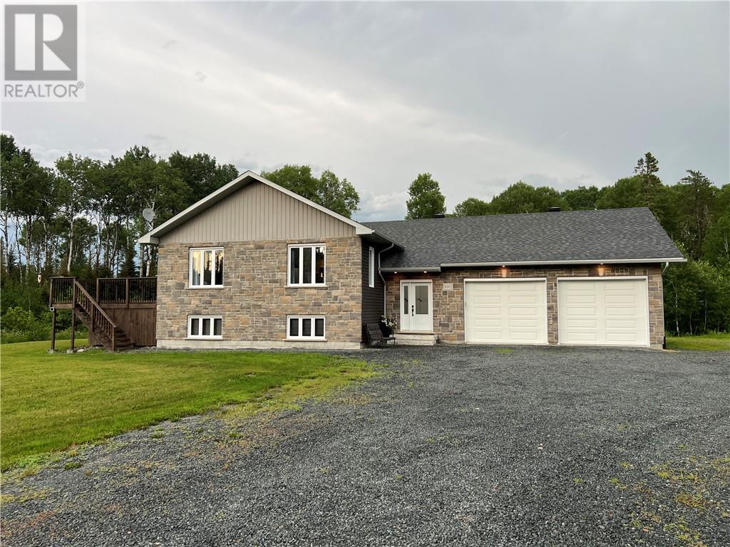 100 Texs Road, Markstay-Warren, Ontario  P0M 2G0 - Photo 1 - 2128958