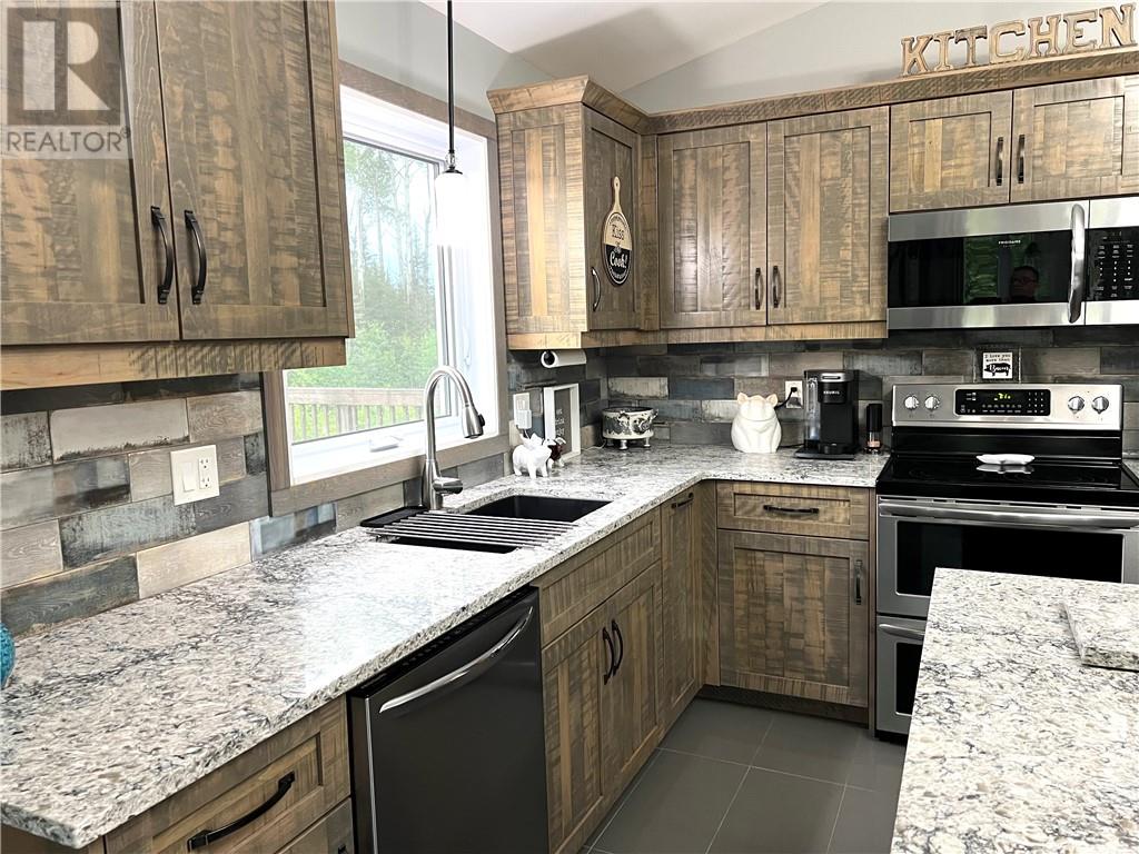 100 Texs Road, Markstay-Warren, Ontario  P0M 2G0 - Photo 10 - 2128958