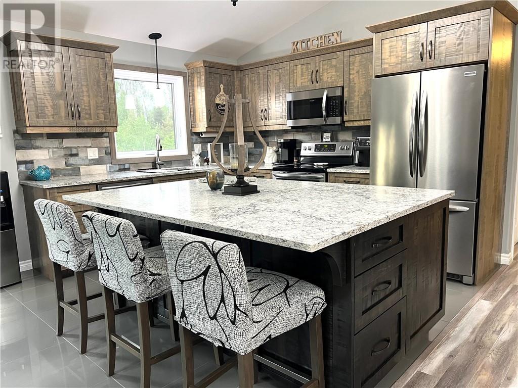 100 Texs Road, Markstay-Warren, Ontario  P0M 2G0 - Photo 3 - 2128958