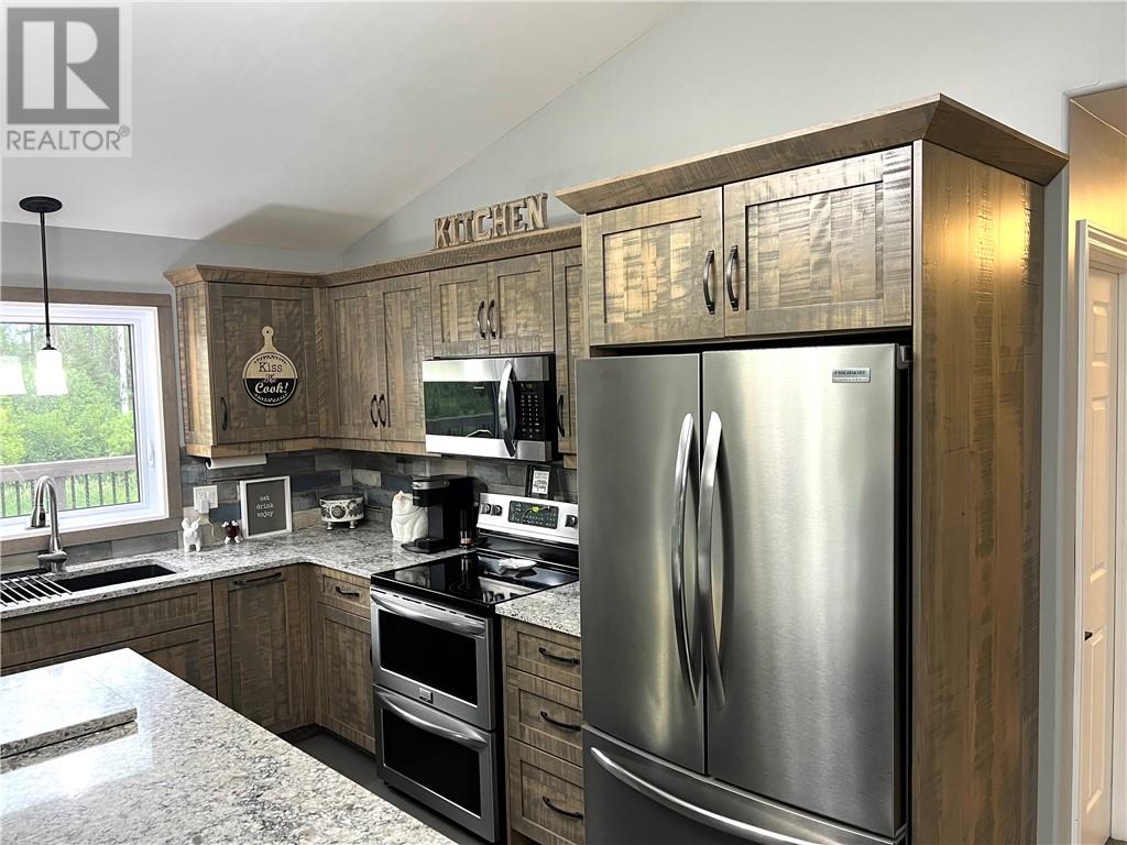100 Texs Road, Markstay-Warren, Ontario  P0M 2G0 - Photo 5 - 2128958