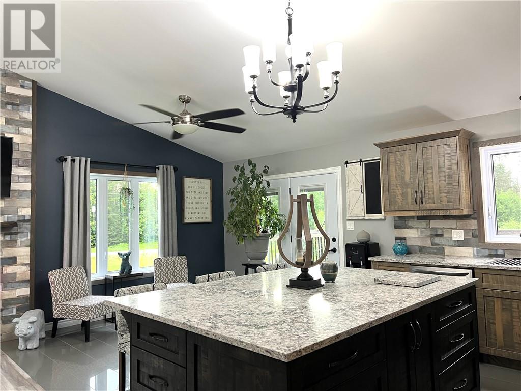 100 Texs Road, Markstay-Warren, Ontario  P0M 2G0 - Photo 6 - 2128958