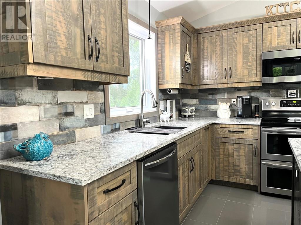 100 Texs Road, Markstay-Warren, Ontario  P0M 2G0 - Photo 8 - 2128958
