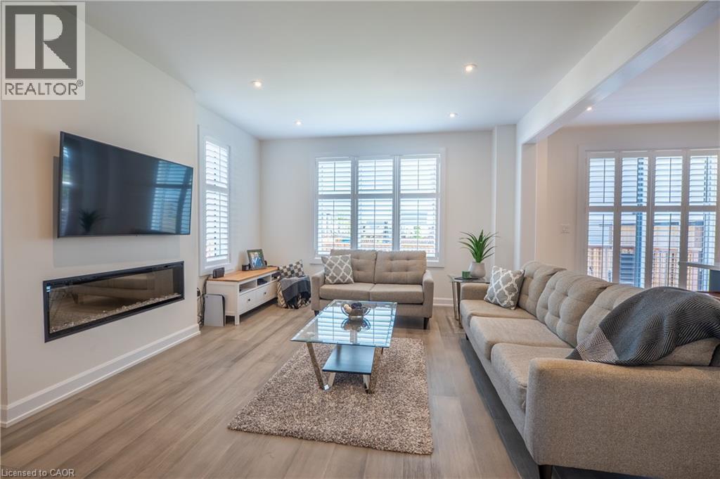 38 Riesling Street, Grimsby, Ontario  L3M 0L2 - Photo 6 - 40844595