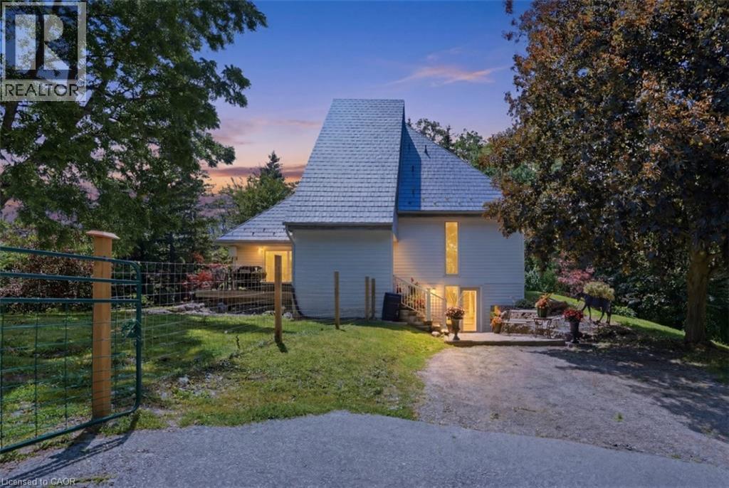1314 SAFARI Road, Hamilton, Ontario