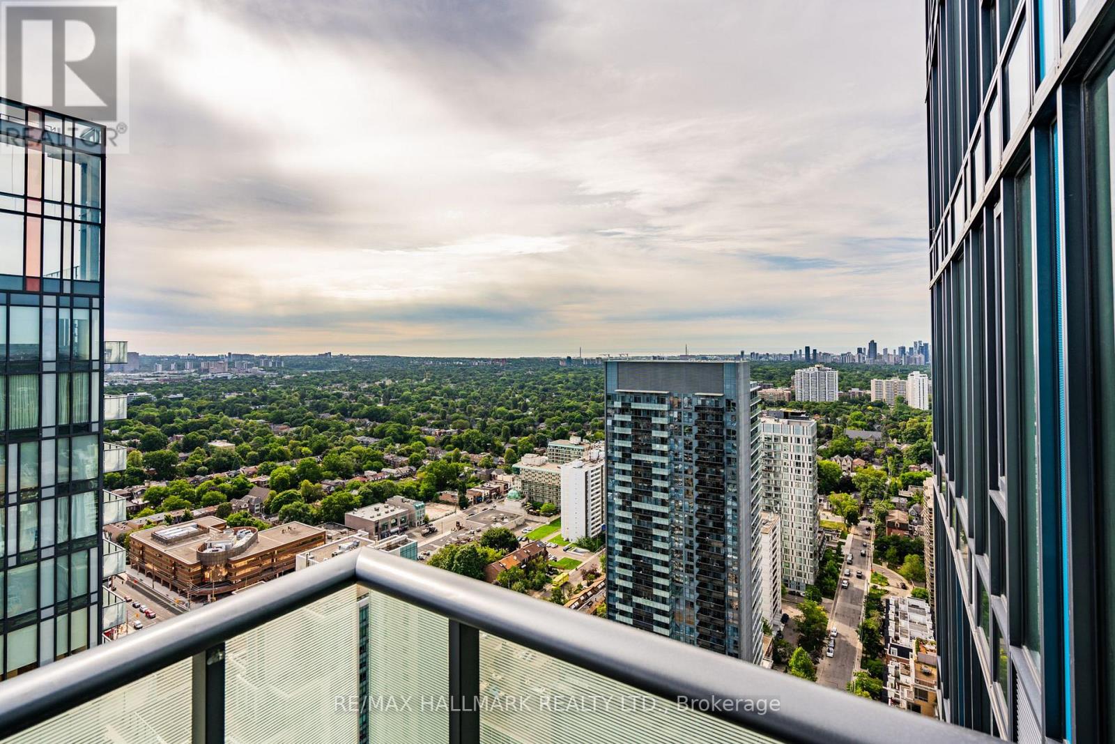 3908 - 161 Roehampton Avenue, Toronto, Ontario  M4P 0C8 - Photo 16 - C13513500