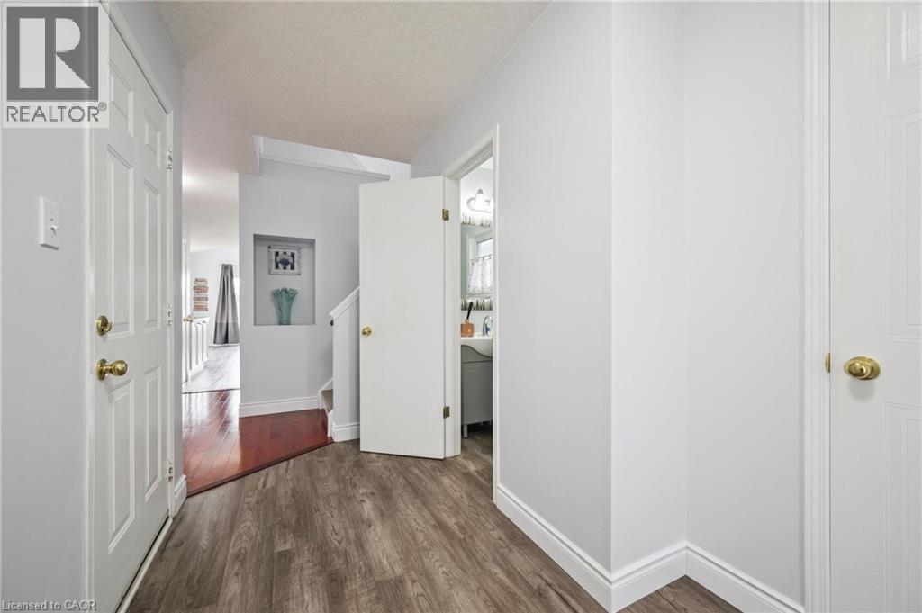 769 Karlsfeld Road, Waterloo, Ontario N2T 2X2 - Photo 6 - 40842119