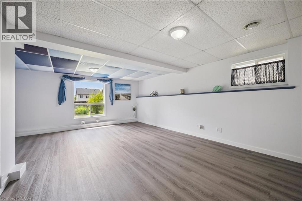 769 Karlsfeld Road, Waterloo, Ontario N2T 2X2 - Photo 34 - 40842119