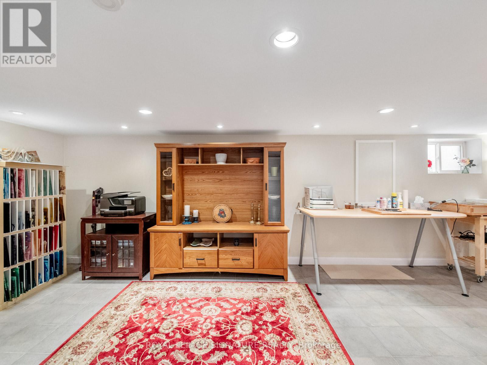 4 Kimbourne Avenue, Toronto, Ontario  M4J 4J2 - Photo 31 - E13512460