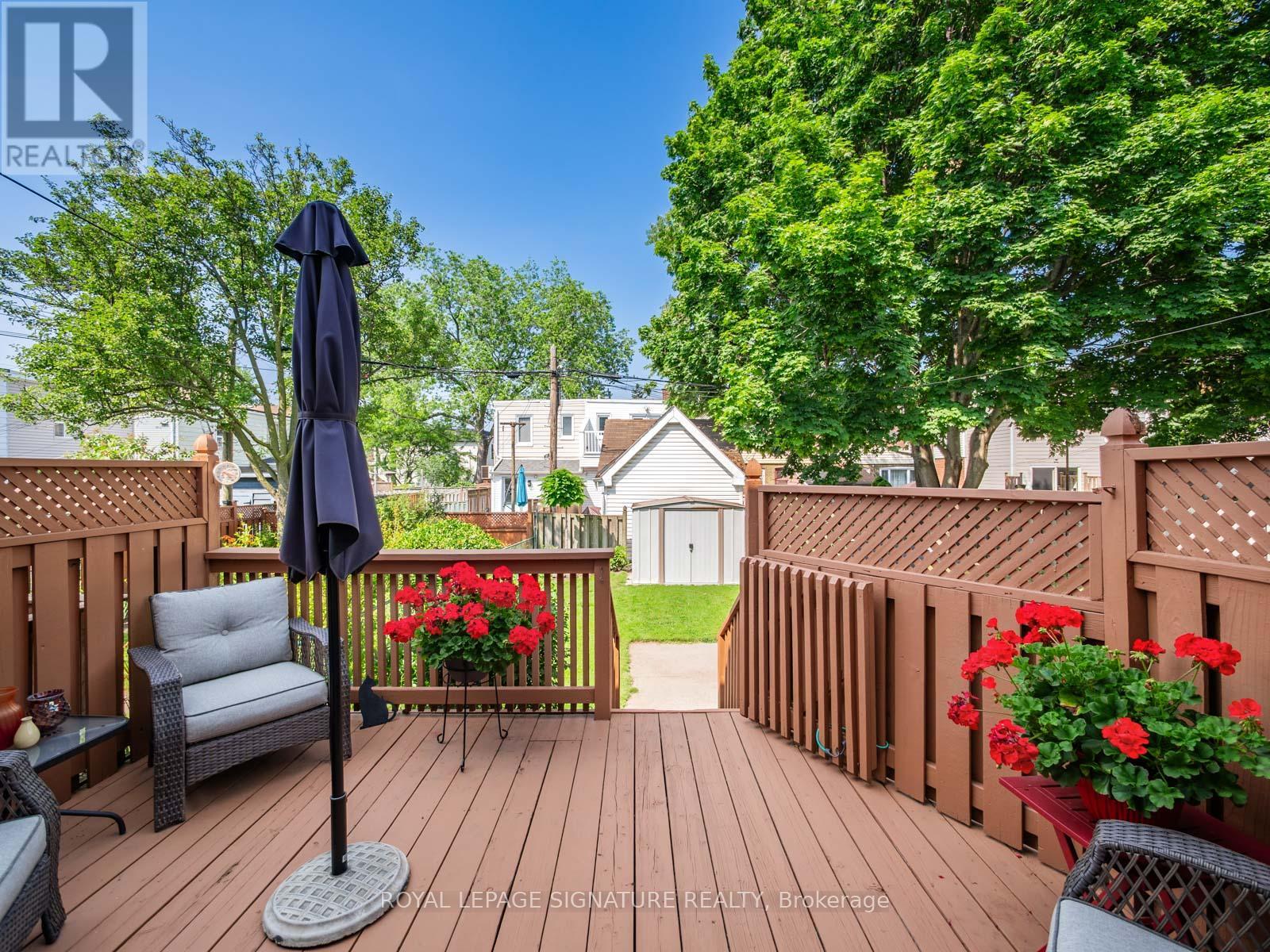 4 Kimbourne Avenue, Toronto, Ontario  M4J 4J2 - Photo 35 - E13512460