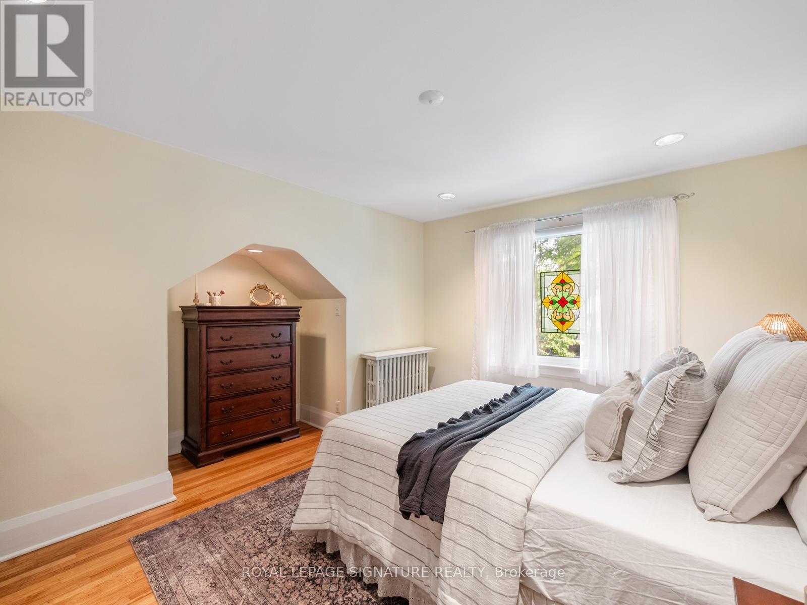 4 Kimbourne Avenue, Toronto, Ontario  M4J 4J2 - Photo 25 - E13512460