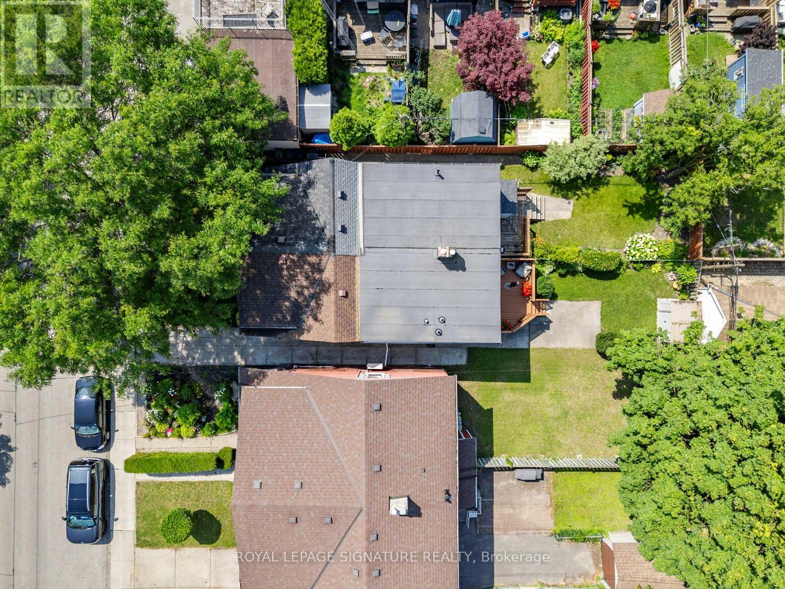 4 Kimbourne Avenue, Toronto, Ontario  M4J 4J2 - Photo 43 - E13512460
