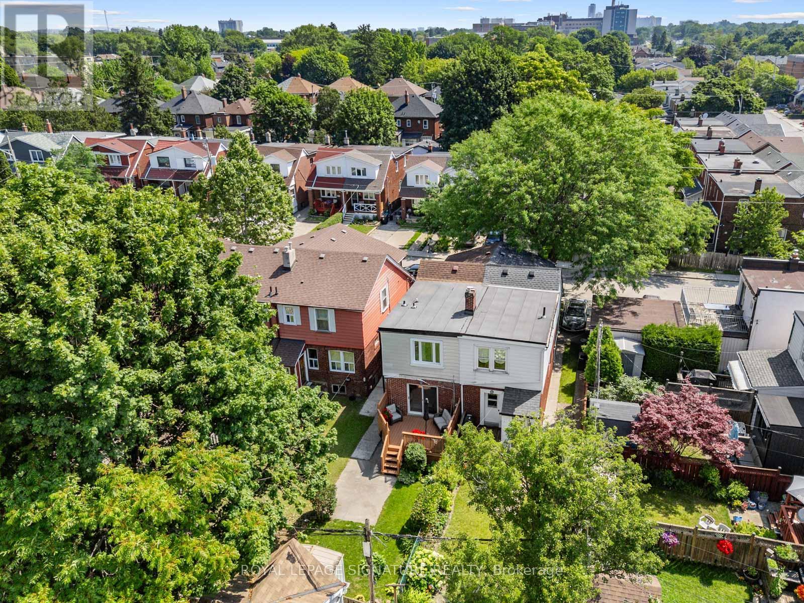4 Kimbourne Avenue, Toronto, Ontario  M4J 4J2 - Photo 42 - E13512460