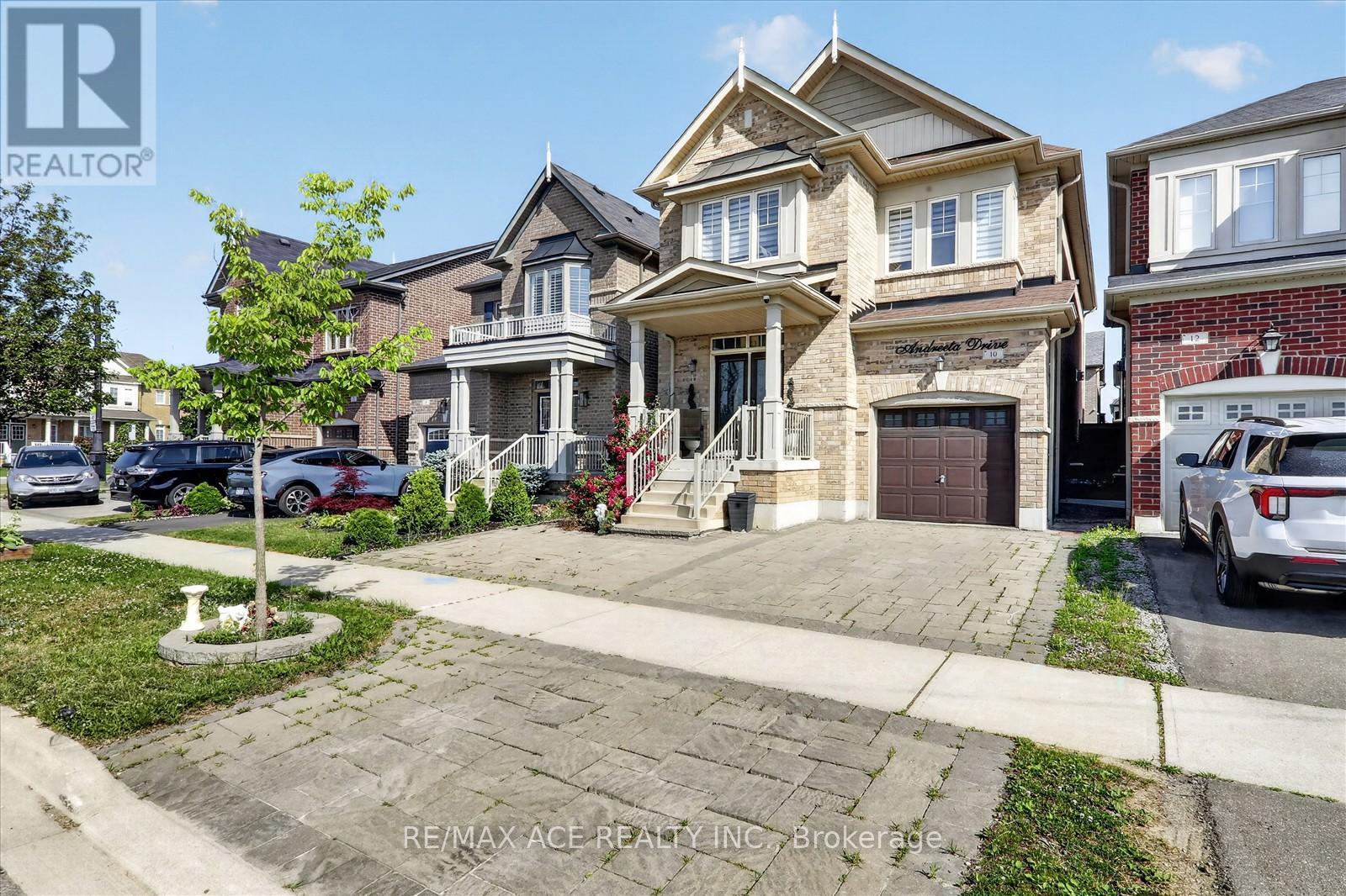 10 Andreeta Drive, Vaughan, Ontario  L4H 4H2 - Photo 2 - N13513550